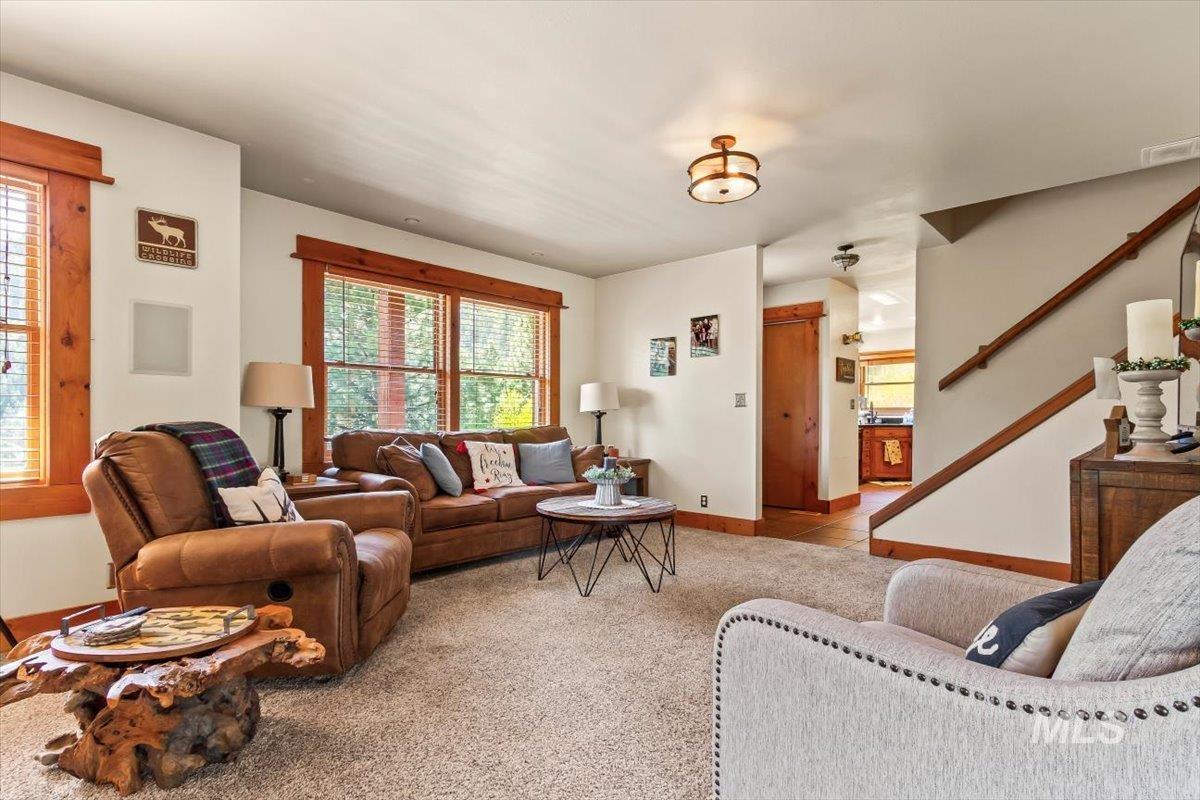 8 Condor Circle, Boise, Idaho 83716, 4 Bedrooms, 2 Bathrooms, Residential For Sale, Price $784,900,MLS 98977128