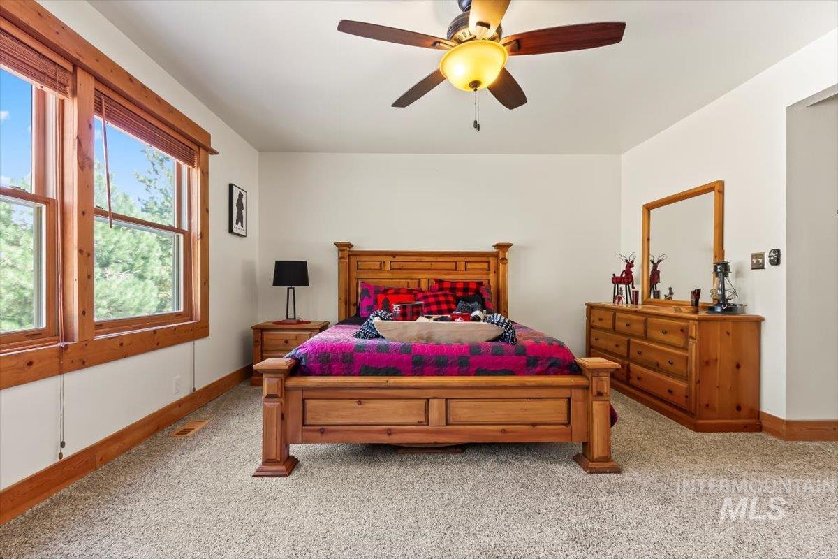 8 Condor Circle, Boise, Idaho 83716, 4 Bedrooms, 2 Bathrooms, Residential For Sale, Price $784,900,MLS 98977128