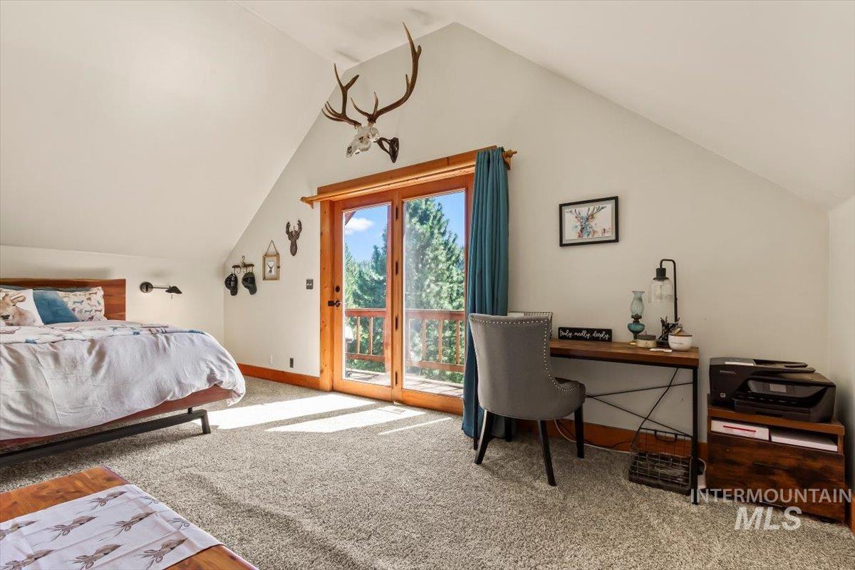 8 Condor Circle, Boise, Idaho 83716, 4 Bedrooms, 2 Bathrooms, Residential For Sale, Price $784,900,MLS 98977128