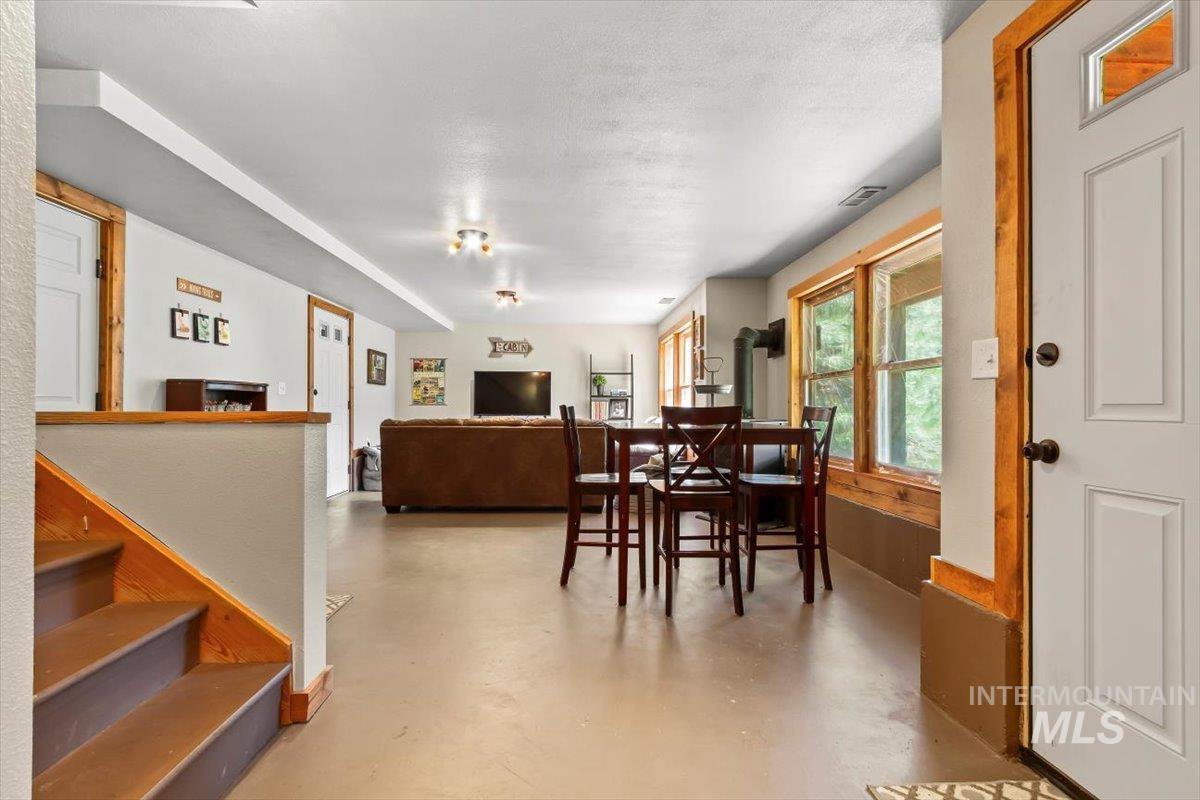 8 Condor Circle, Boise, Idaho 83716, 4 Bedrooms, 2 Bathrooms, Residential For Sale, Price $784,900,MLS 98977128