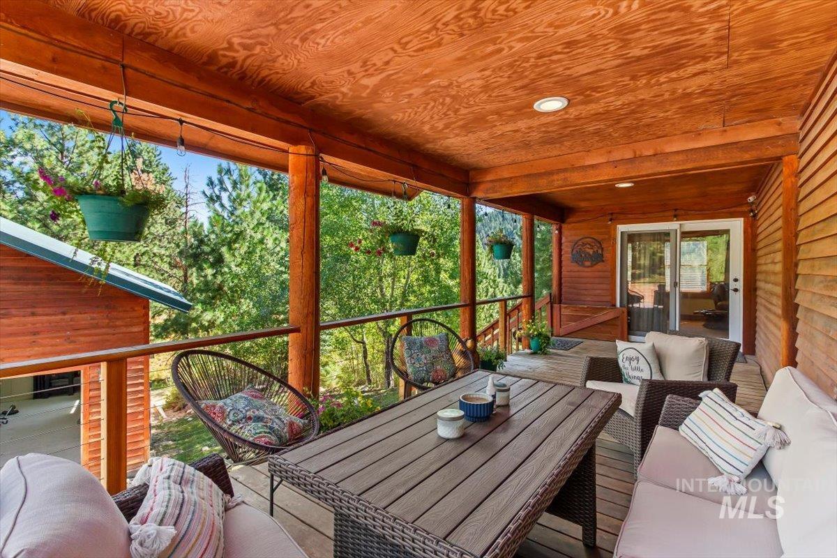 8 Condor Circle, Boise, Idaho 83716, 4 Bedrooms, 2 Bathrooms, Residential For Sale, Price $784,900,MLS 98977128