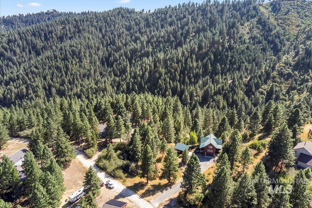 8 Condor Circle, Boise, Idaho 83716, 4 Bedrooms, 2 Bathrooms, Residential For Sale, Price $784,900,MLS 98977128