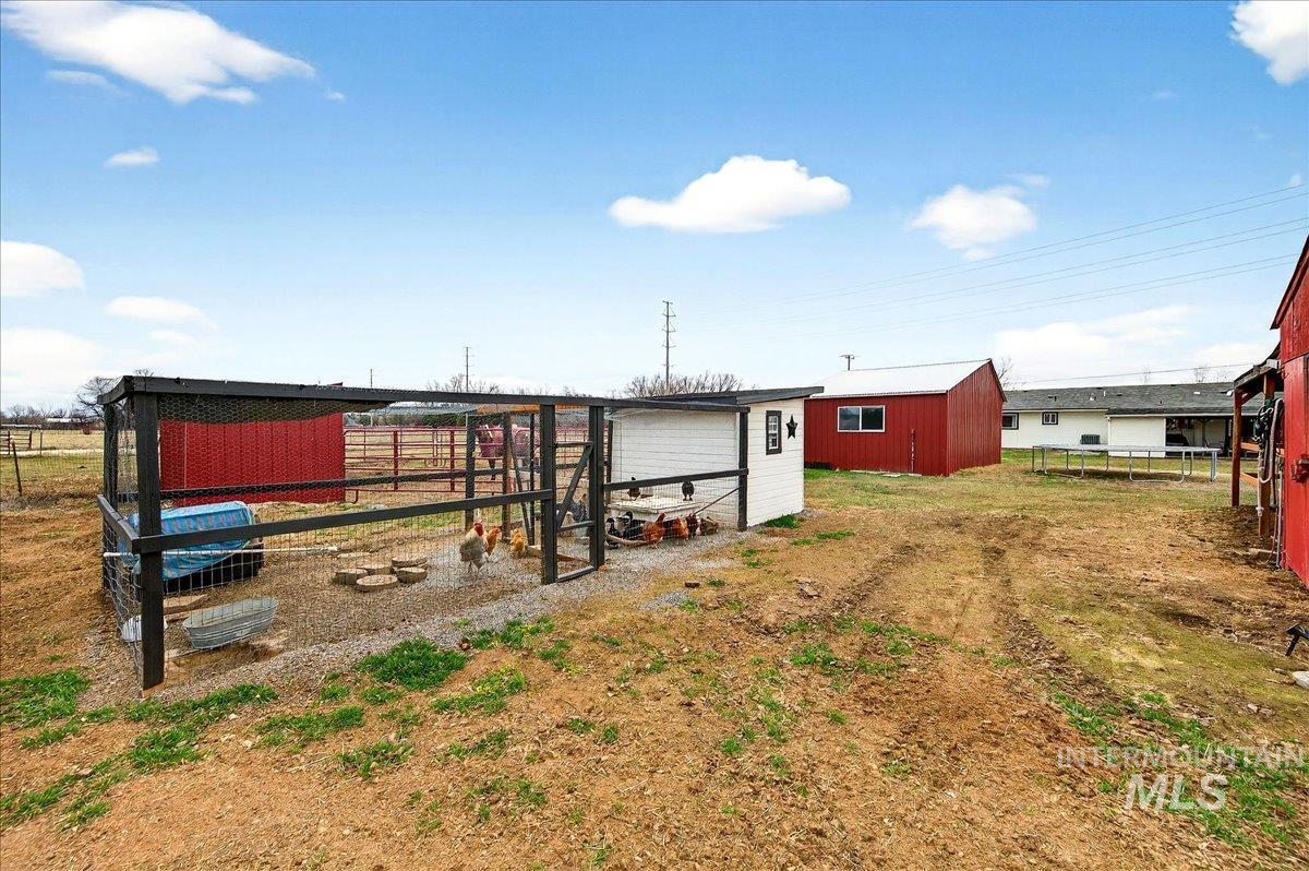 8601 S Cloverdale Rd, Boise, Idaho 83709, 4 Bedrooms, 3 Bathrooms, Residential For Sale, Price $889,000,MLS 98977132