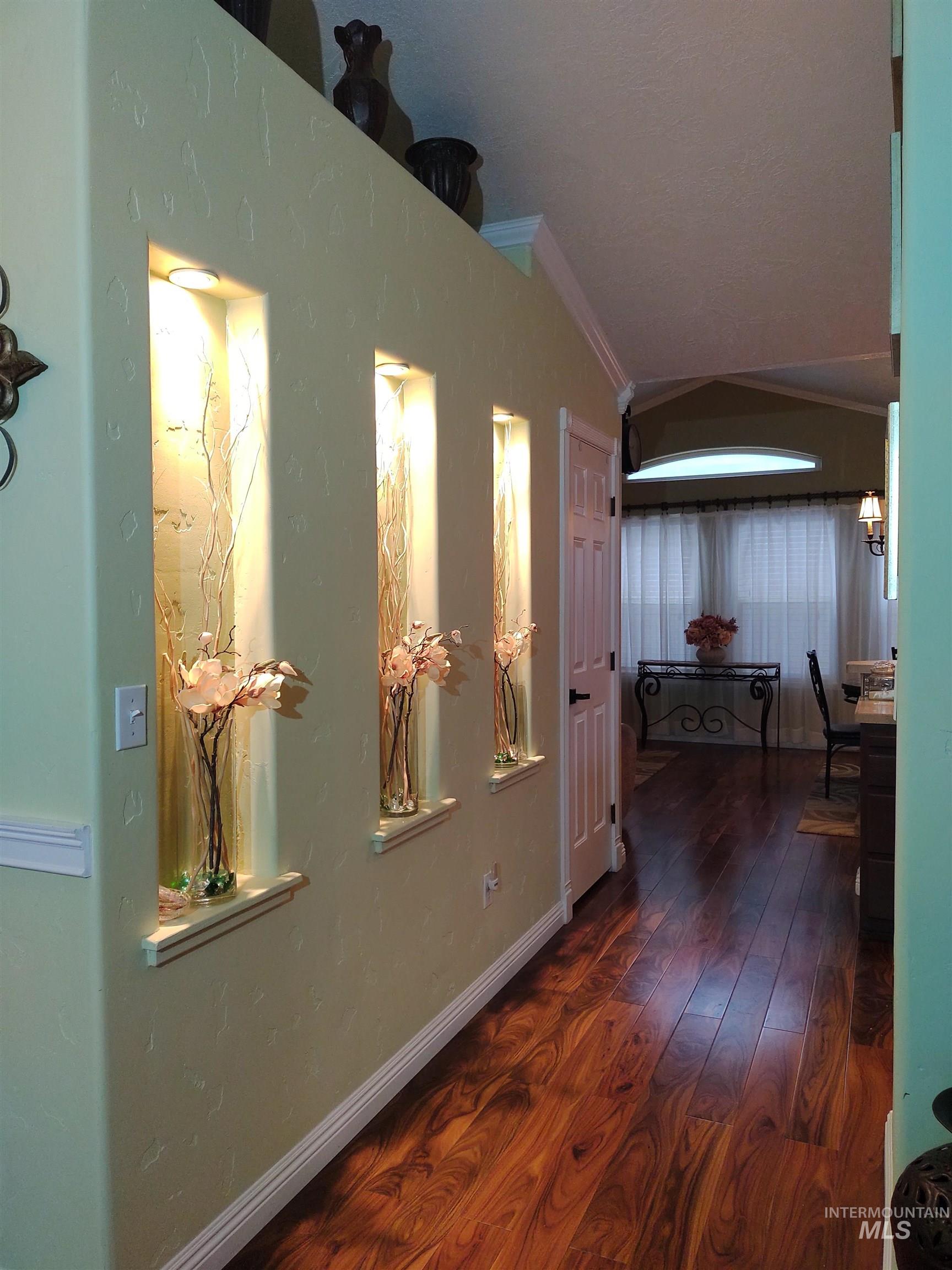 9249 W Carousel St, Boise, Idaho 83709, 3 Bedrooms, 2 Bathrooms, Residential For Sale, Price $449,900,MLS 98977134