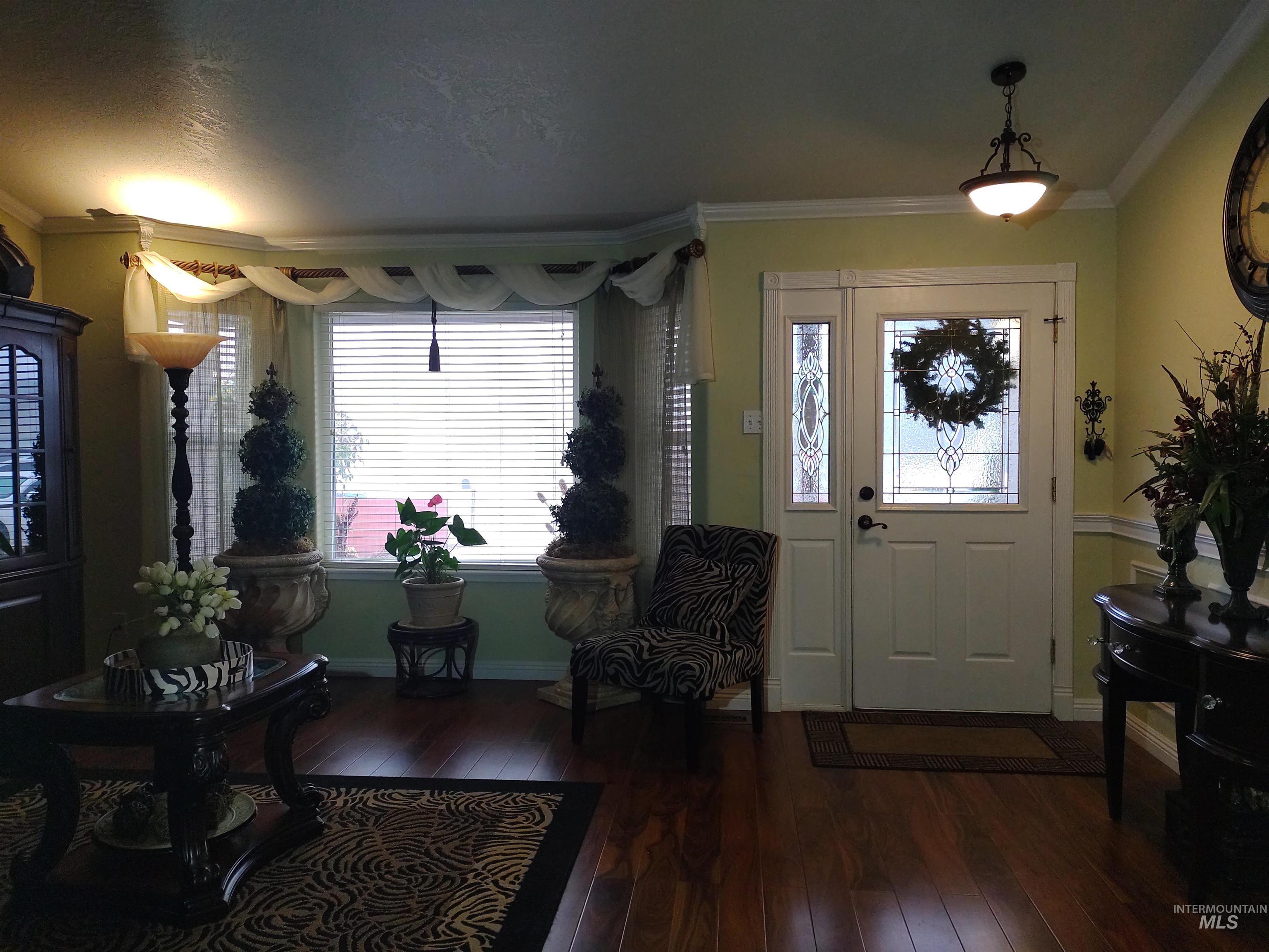 9249 W Carousel St, Boise, Idaho 83709, 3 Bedrooms, 2 Bathrooms, Residential For Sale, Price $449,900,MLS 98977134