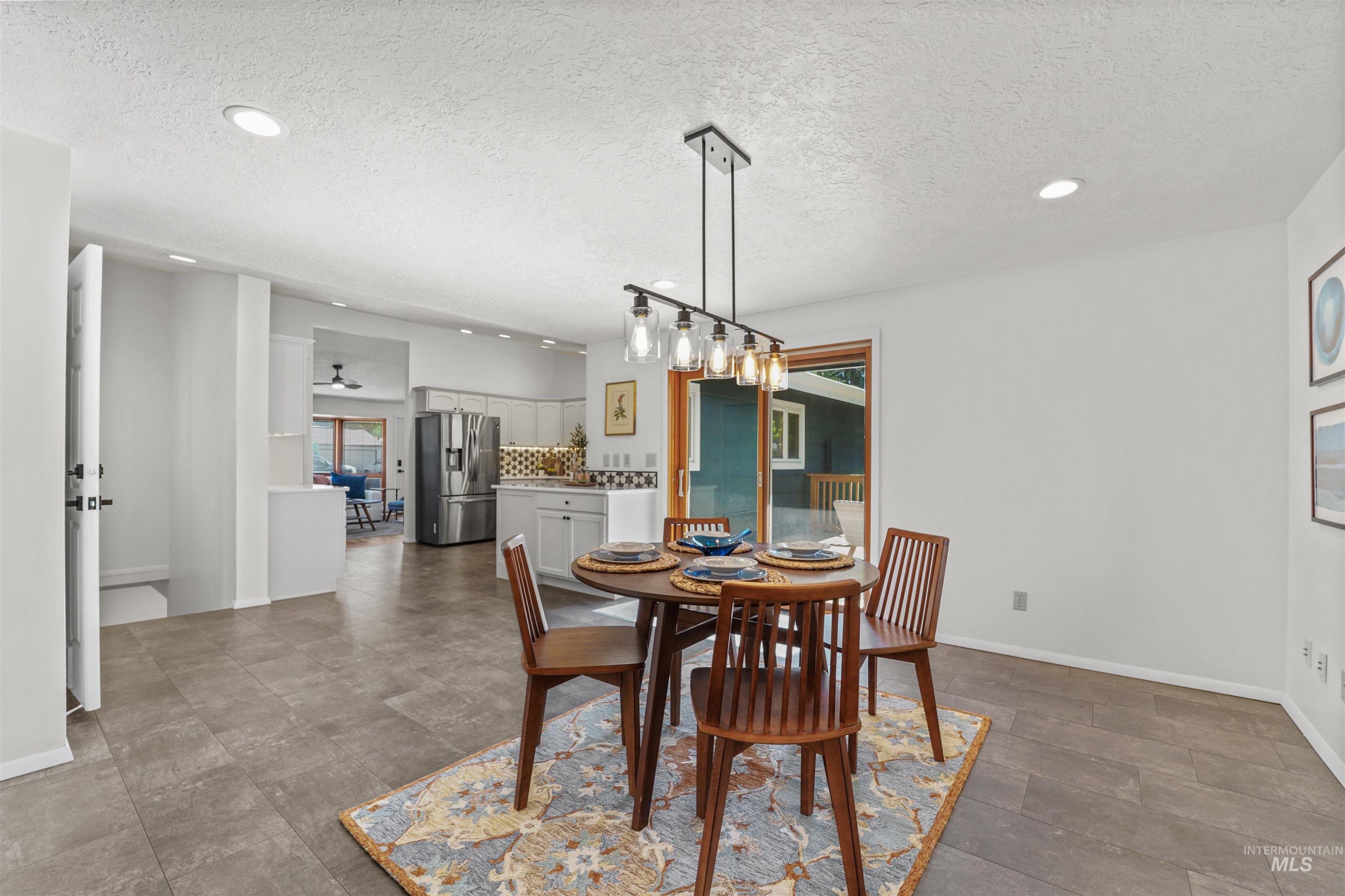 1913 W Suncrest Dr, Boise, Idaho 83705, 5 Bedrooms, 2 Bathrooms, Residential For Sale, Price $649,900,MLS 98977135