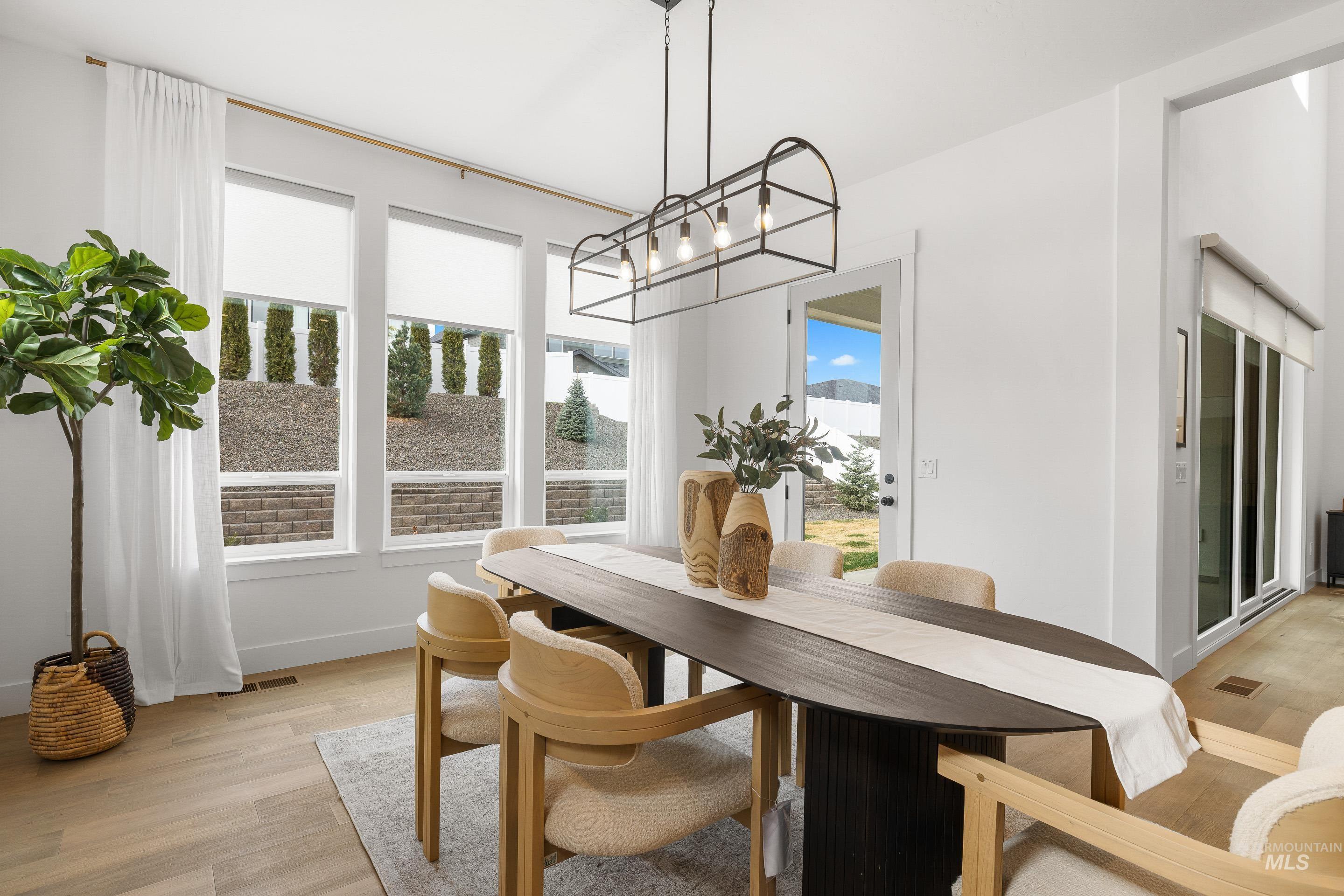 13455 N Tierra Linda Way, Boise, Idaho 83714, 4 Bedrooms, 3.5 Bathrooms, Residential For Sale, Price $1,195,000,MLS 98977136