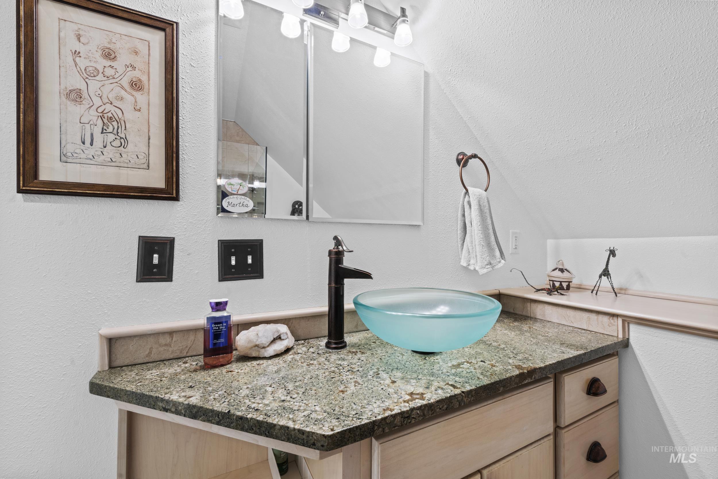 69 River Ranch Rd, Garden Valley, Idaho 83622, 4 Bedrooms, 4 Bathrooms, Residential For Sale, Price $1,025,000,MLS 98977138