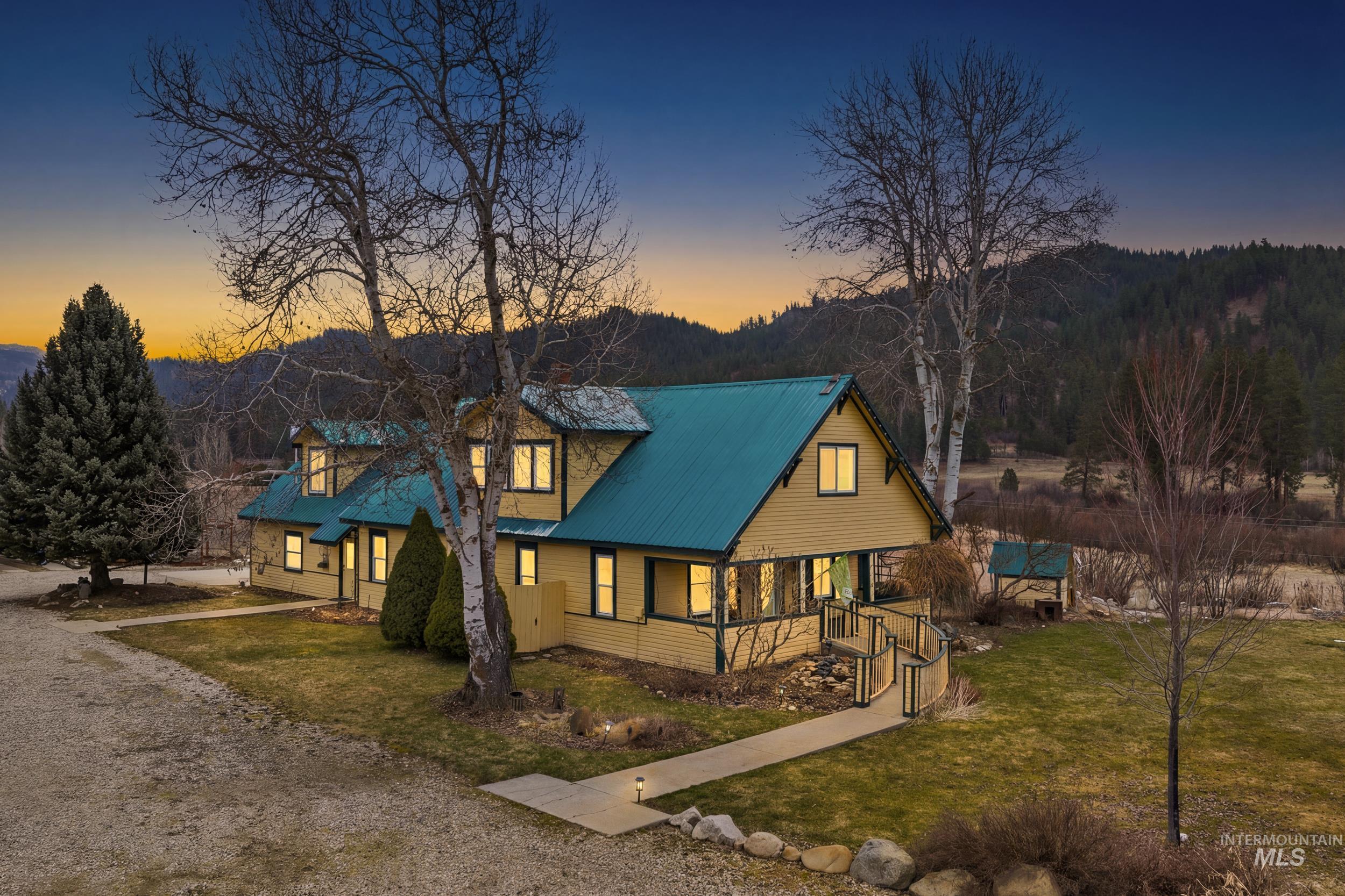 69 River Ranch Rd, Garden Valley, Idaho 83622, 4 Bedrooms, 4 Rooms, Business/Commercial For Sale, Price $1,025,000,MLS 98977139
