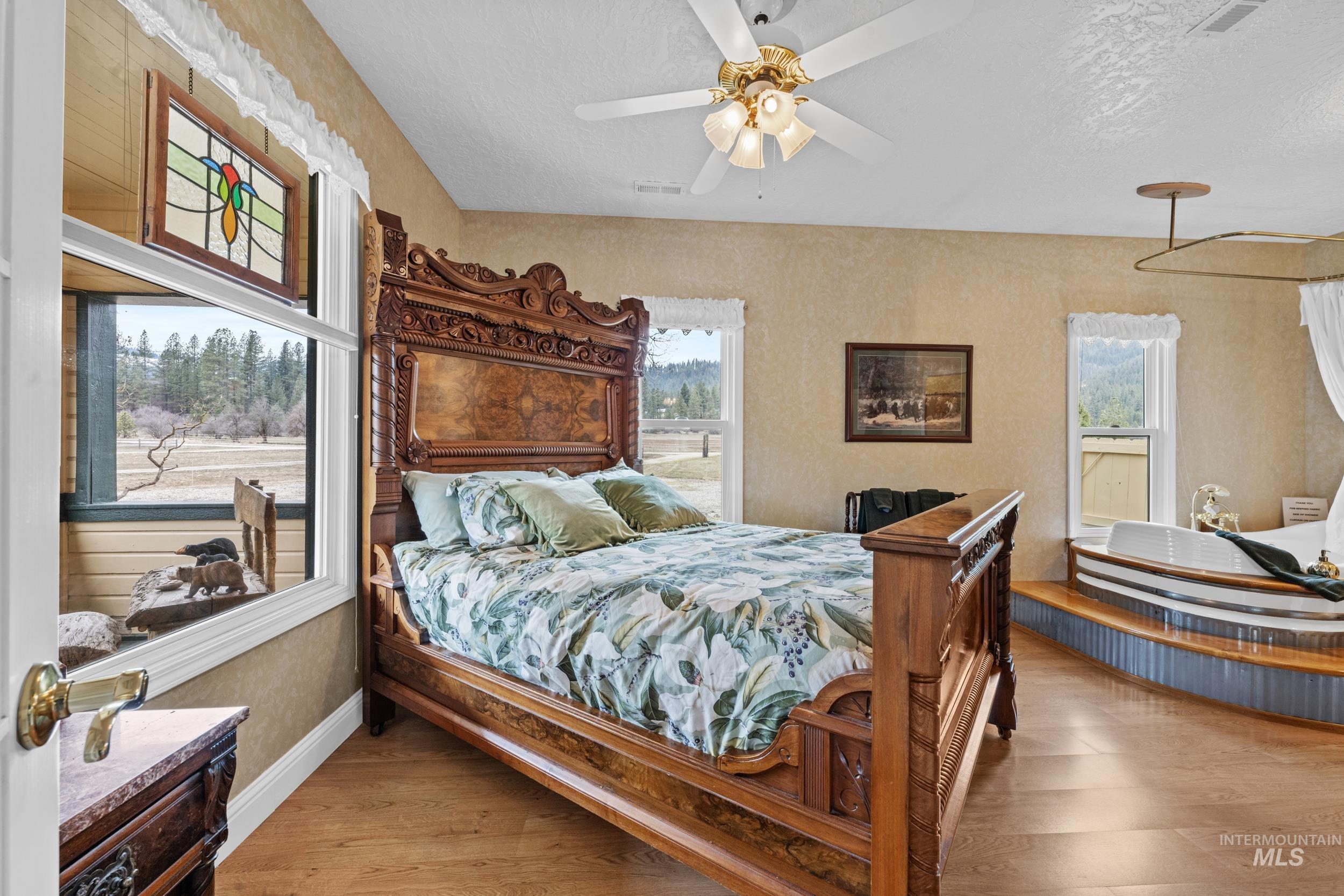 69 River Ranch Rd, Garden Valley, Idaho 83622, 4 Bedrooms, 4 Rooms, Business/Commercial For Sale, Price $1,025,000,MLS 98977139