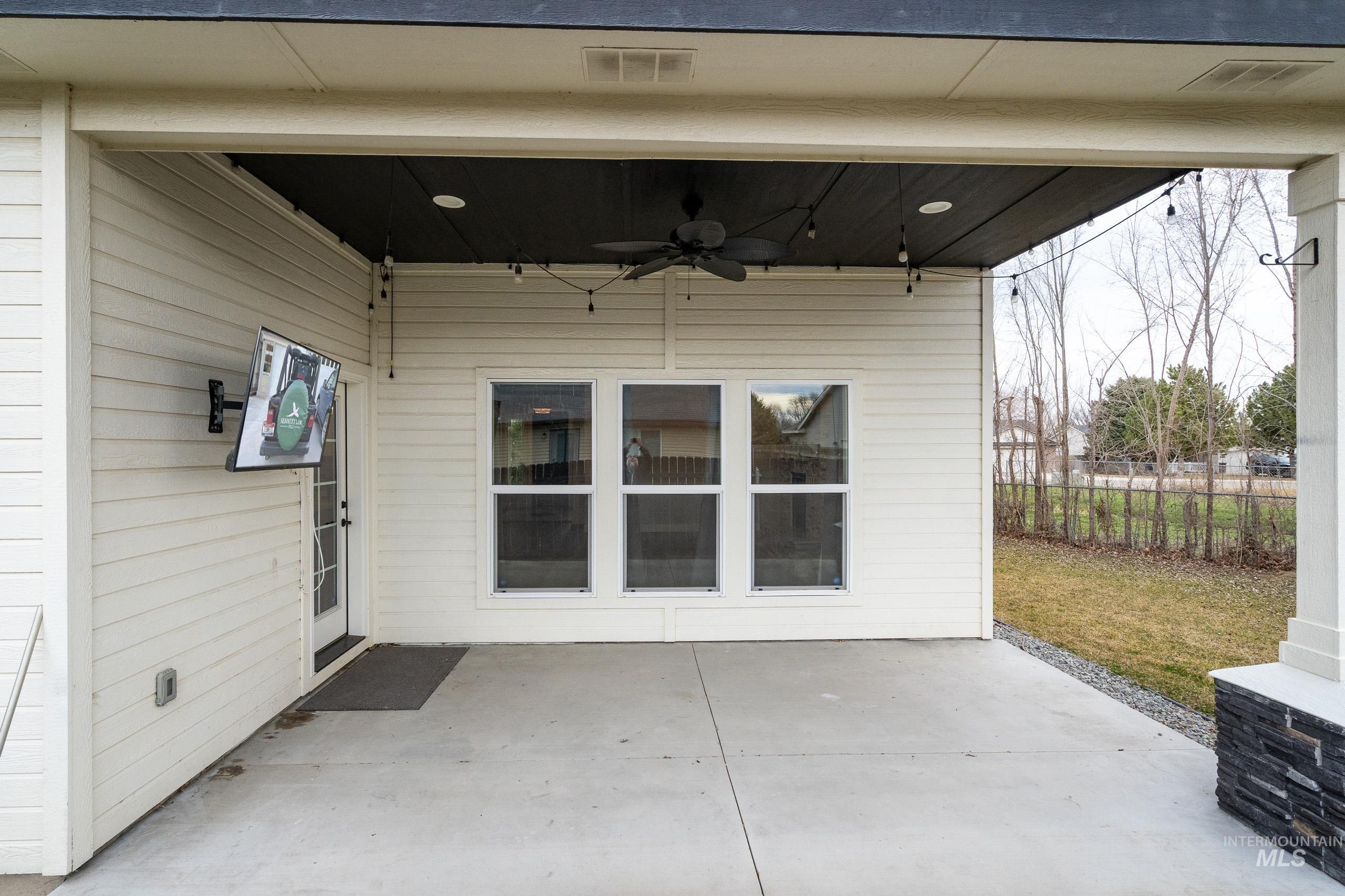 1623 W Young Ave, Nampa, Idaho 83651, 4 Bedrooms, 2.5 Bathrooms, Residential For Sale, Price $535,000,MLS 98977140