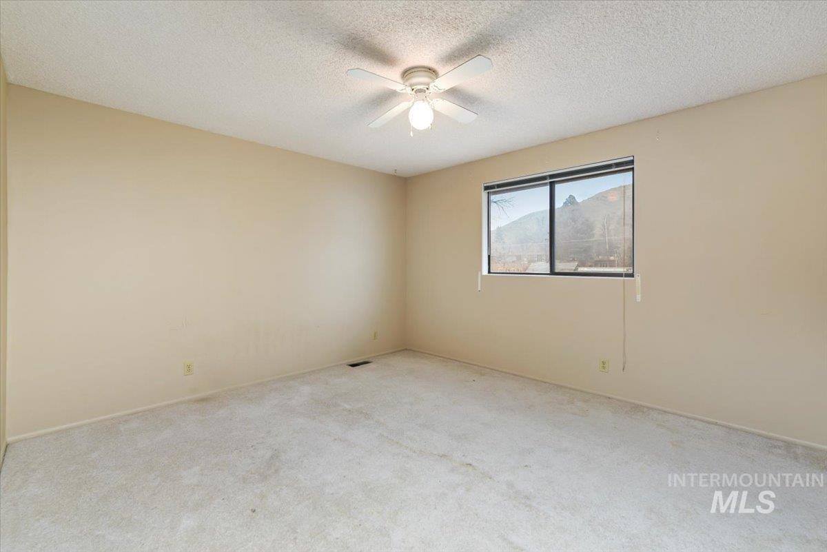 4820 W Hill Rd, Boise, Idaho 83703, 6 Bedrooms, 4 Bathrooms, Residential For Sale, Price $799,900,MLS 98977141