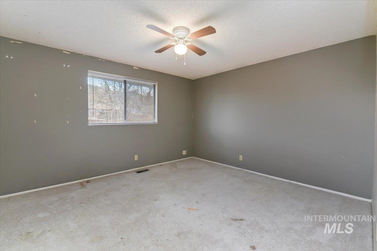 4820 W Hill Rd, Boise, Idaho 83703, 6 Bedrooms, 4 Bathrooms, Residential For Sale, Price $799,900,MLS 98977141