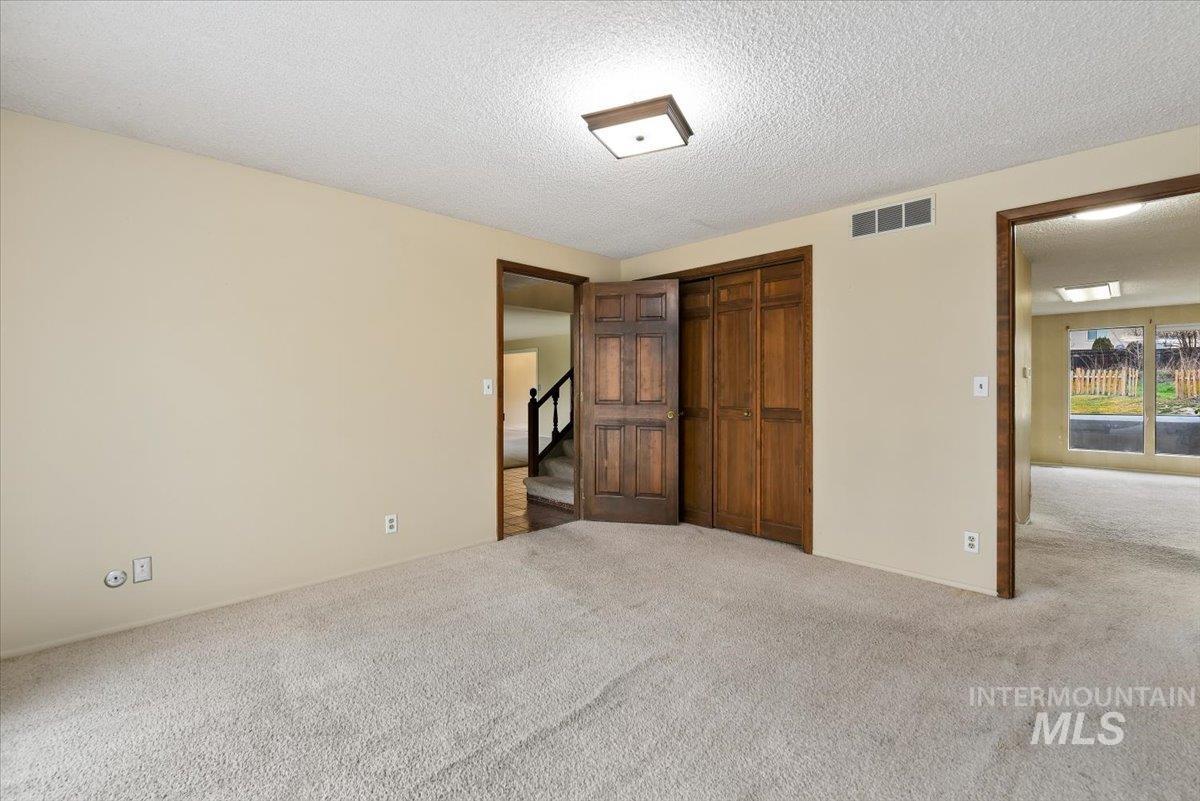 4820 W Hill Rd, Boise, Idaho 83703, 6 Bedrooms, 4 Bathrooms, Residential For Sale, Price $799,900,MLS 98977141