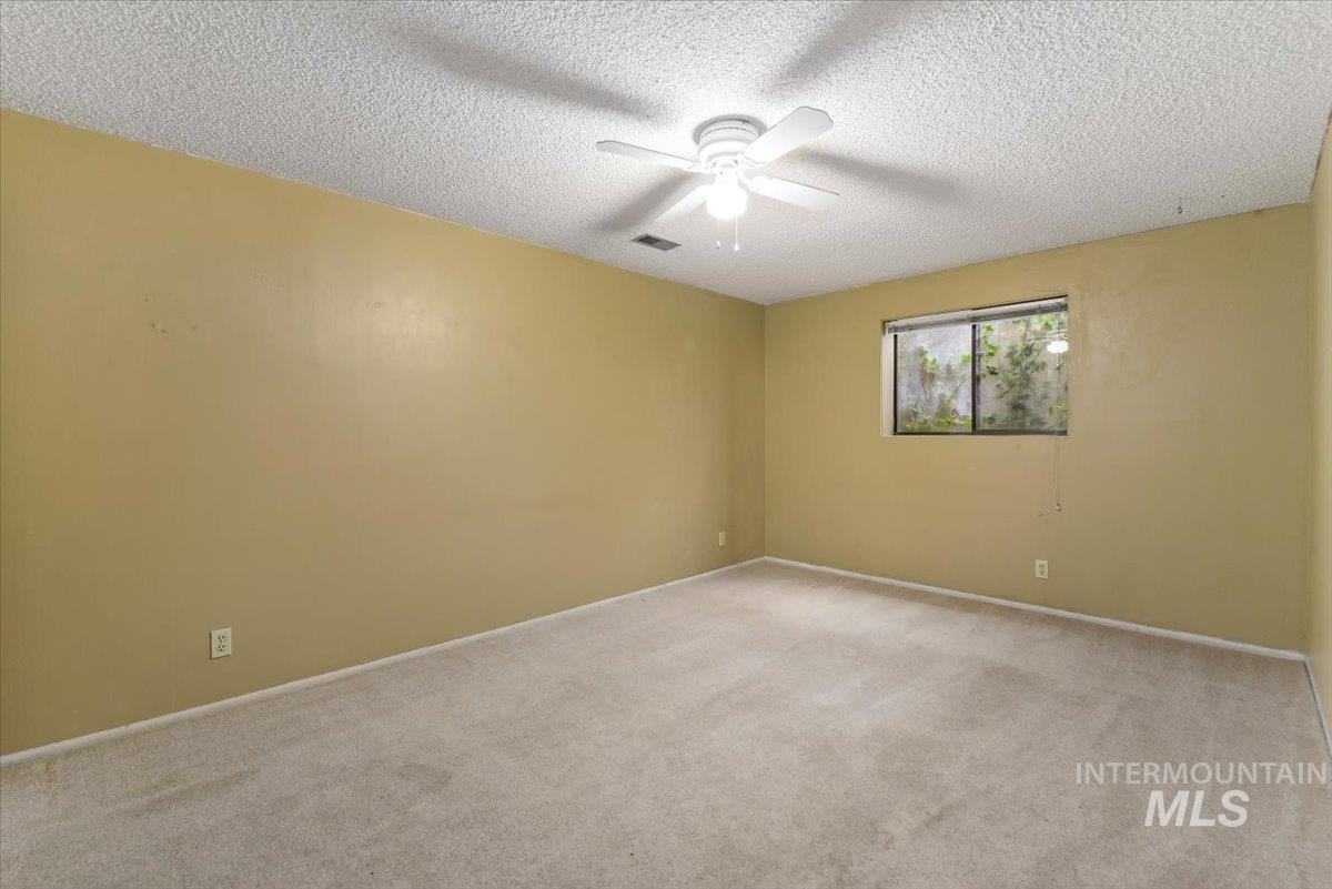 4820 W Hill Rd, Boise, Idaho 83703, 6 Bedrooms, 4 Bathrooms, Residential For Sale, Price $799,900,MLS 98977141