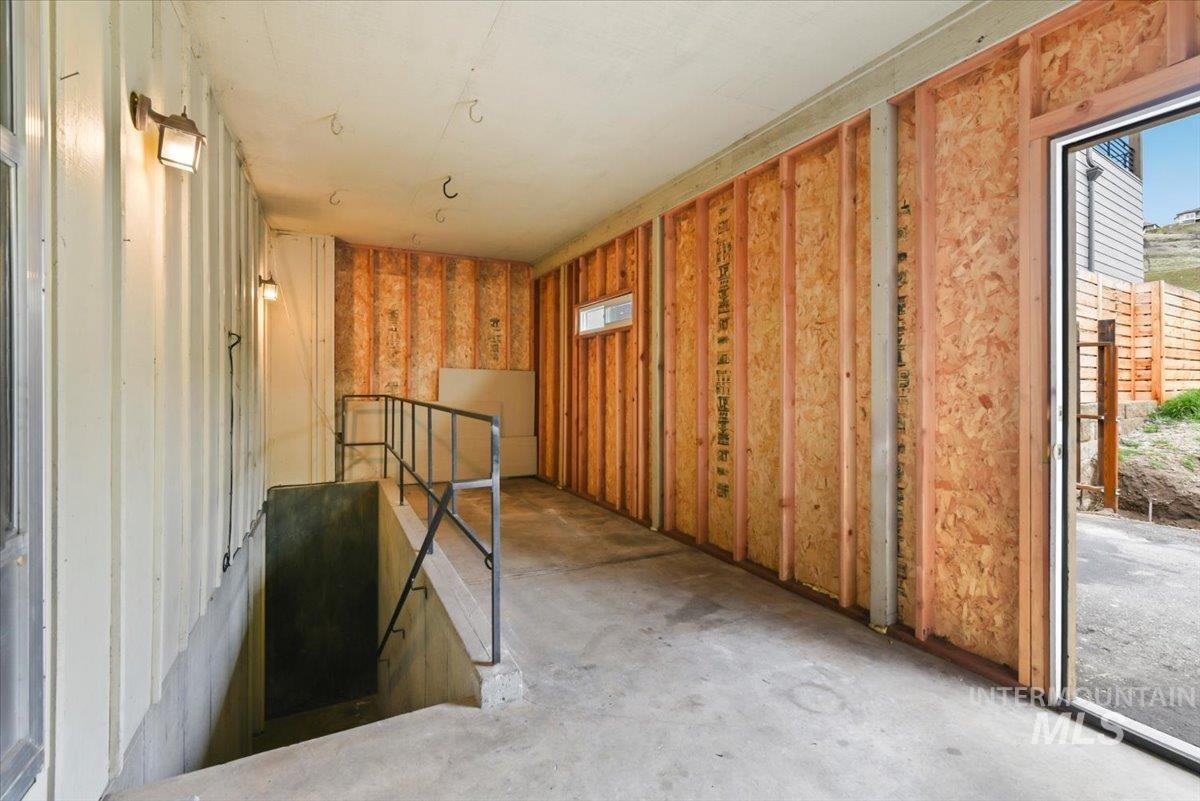 4820 W Hill Rd, Boise, Idaho 83703, 6 Bedrooms, 4 Bathrooms, Residential For Sale, Price $799,900,MLS 98977141