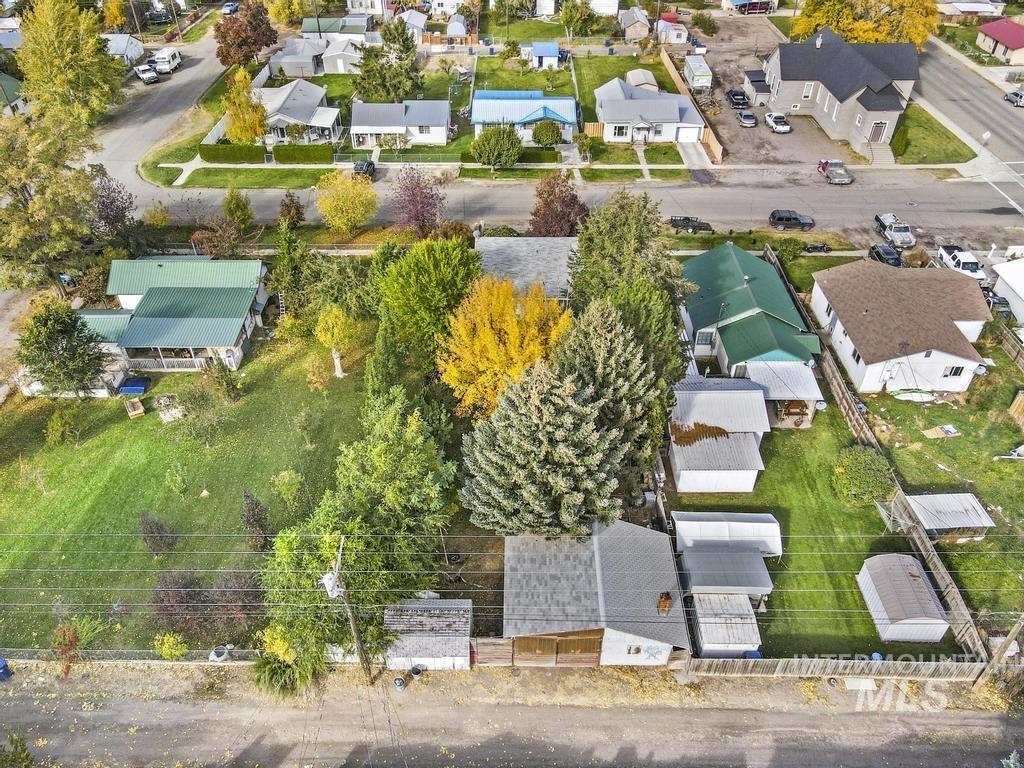 111 2nd St, Rupert, Idaho 83350, 1 Bedroom, 1 Bathroom, Residential Income For Sale, Price $279,000,MLS 98977144