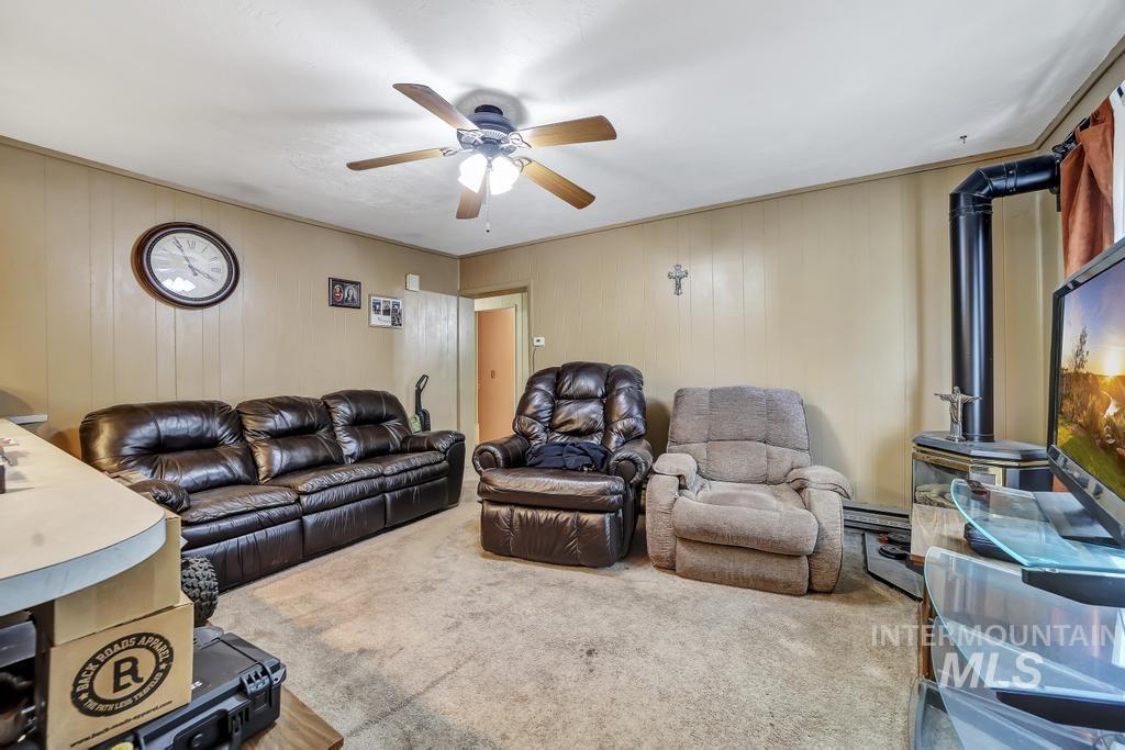 111 2nd St, Rupert, Idaho 83350, 1 Bedroom, 1 Bathroom, Residential Income For Sale, Price $279,000,MLS 98977144