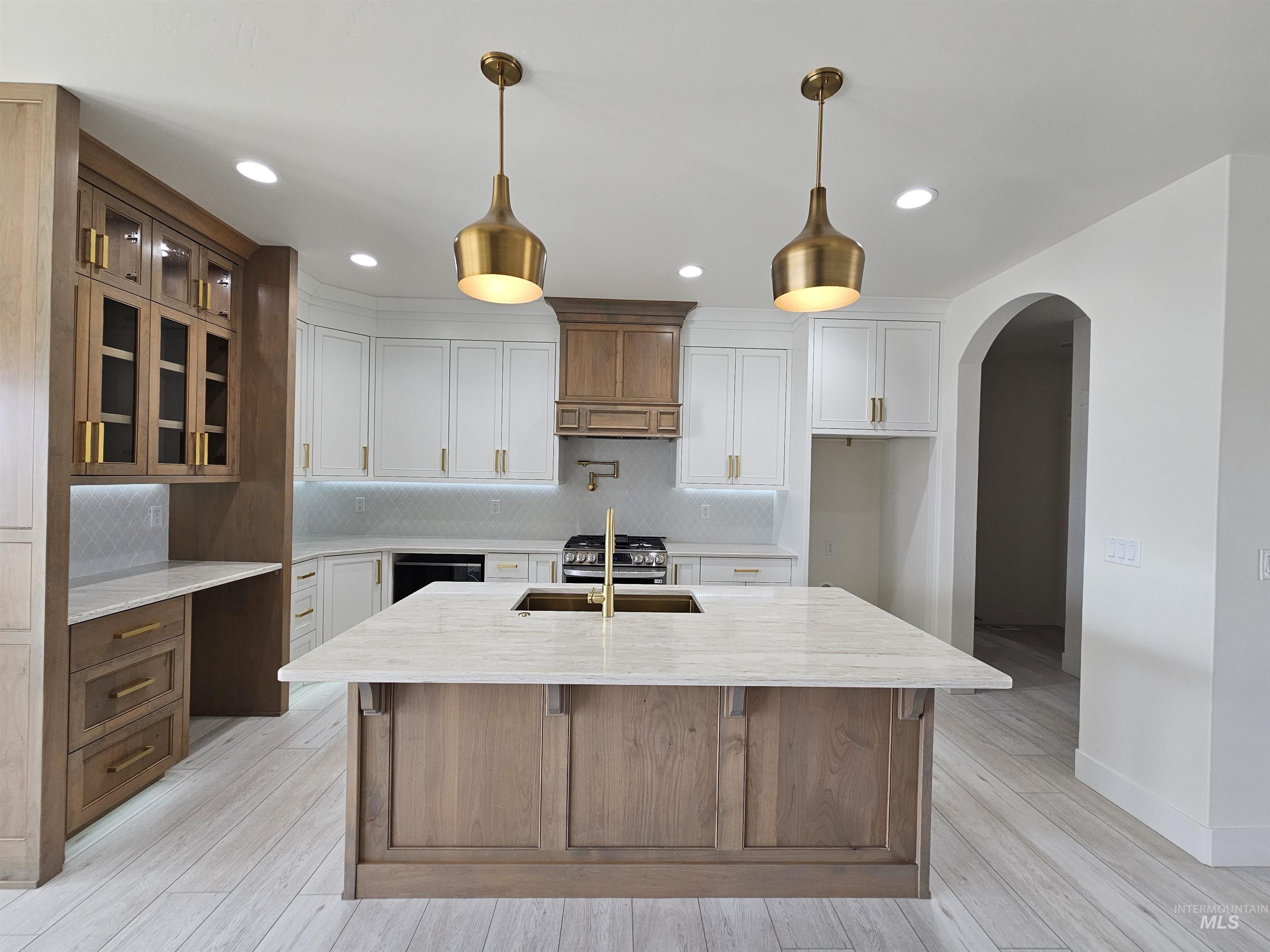 1187 Crestview Drive, Twin Falls, Idaho 83301, 3 Bedrooms, 2 Bathrooms, Residential For Sale, Price $545,000,MLS 98977149