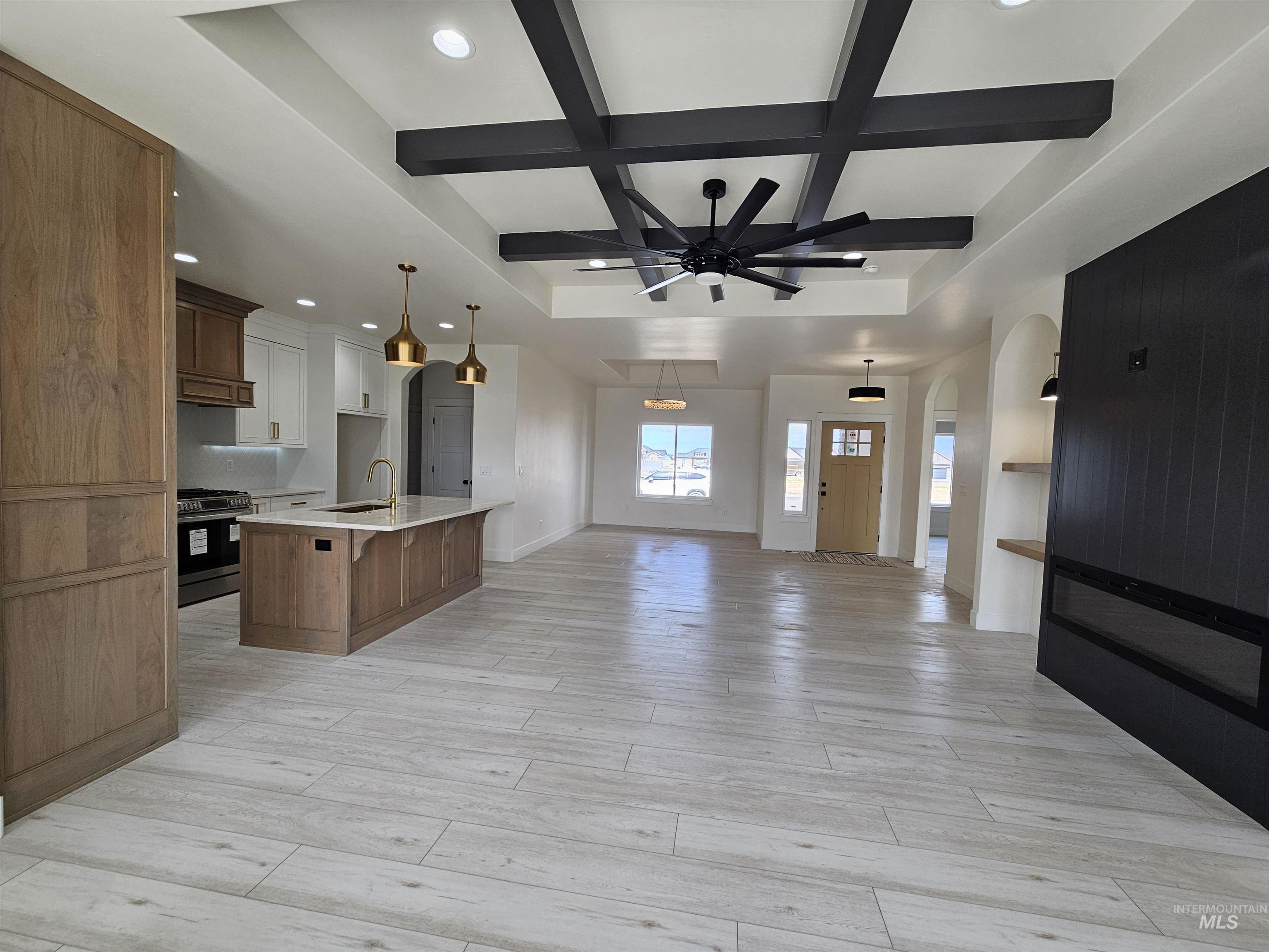 1187 Crestview Drive, Twin Falls, Idaho 83301, 3 Bedrooms, 2 Bathrooms, Residential For Sale, Price $545,000,MLS 98977149