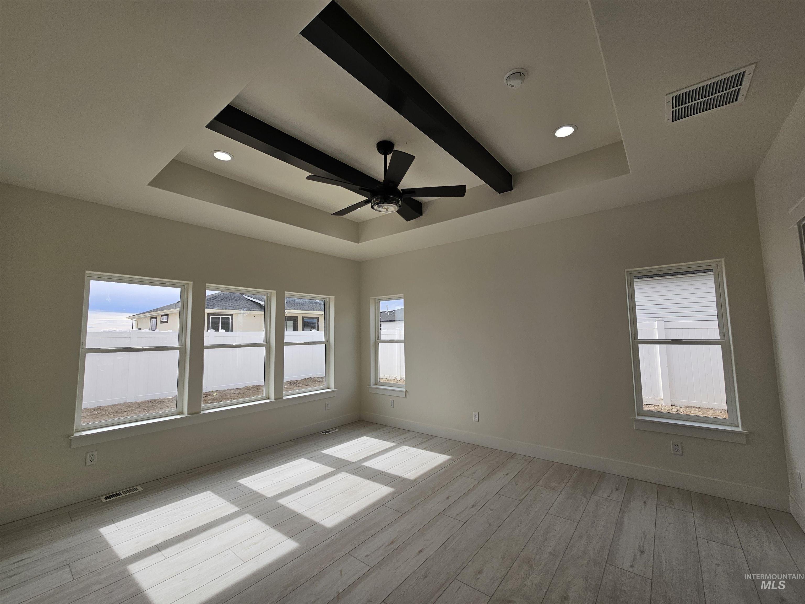 1187 Crestview Drive, Twin Falls, Idaho 83301, 3 Bedrooms, 2 Bathrooms, Residential For Sale, Price $545,000,MLS 98977149