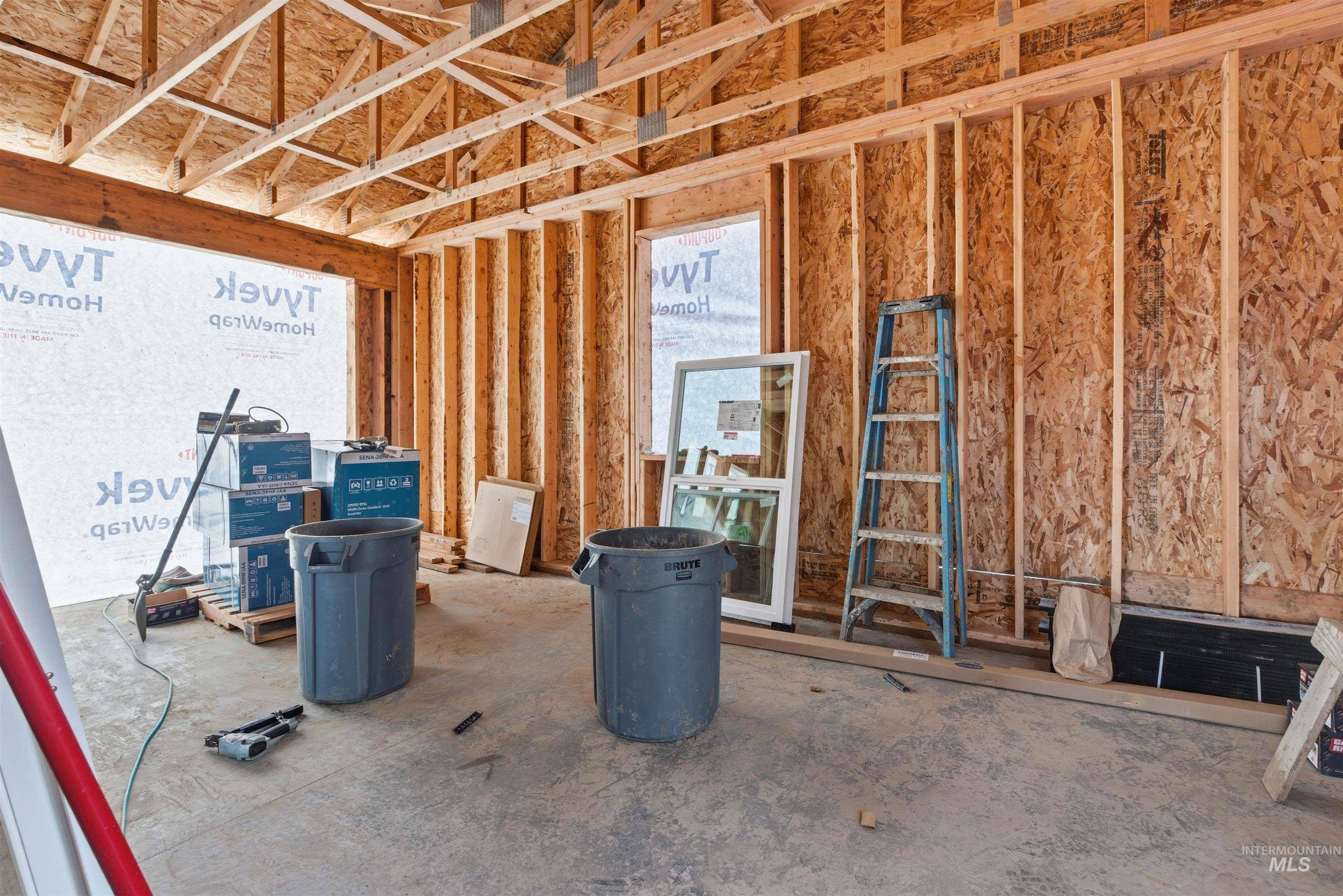 1512 Roxbury Drive, Moscow, Idaho 83843, 3 Bedrooms, 2 Bathrooms, Residential For Sale, Price $385,000,MLS 98977150