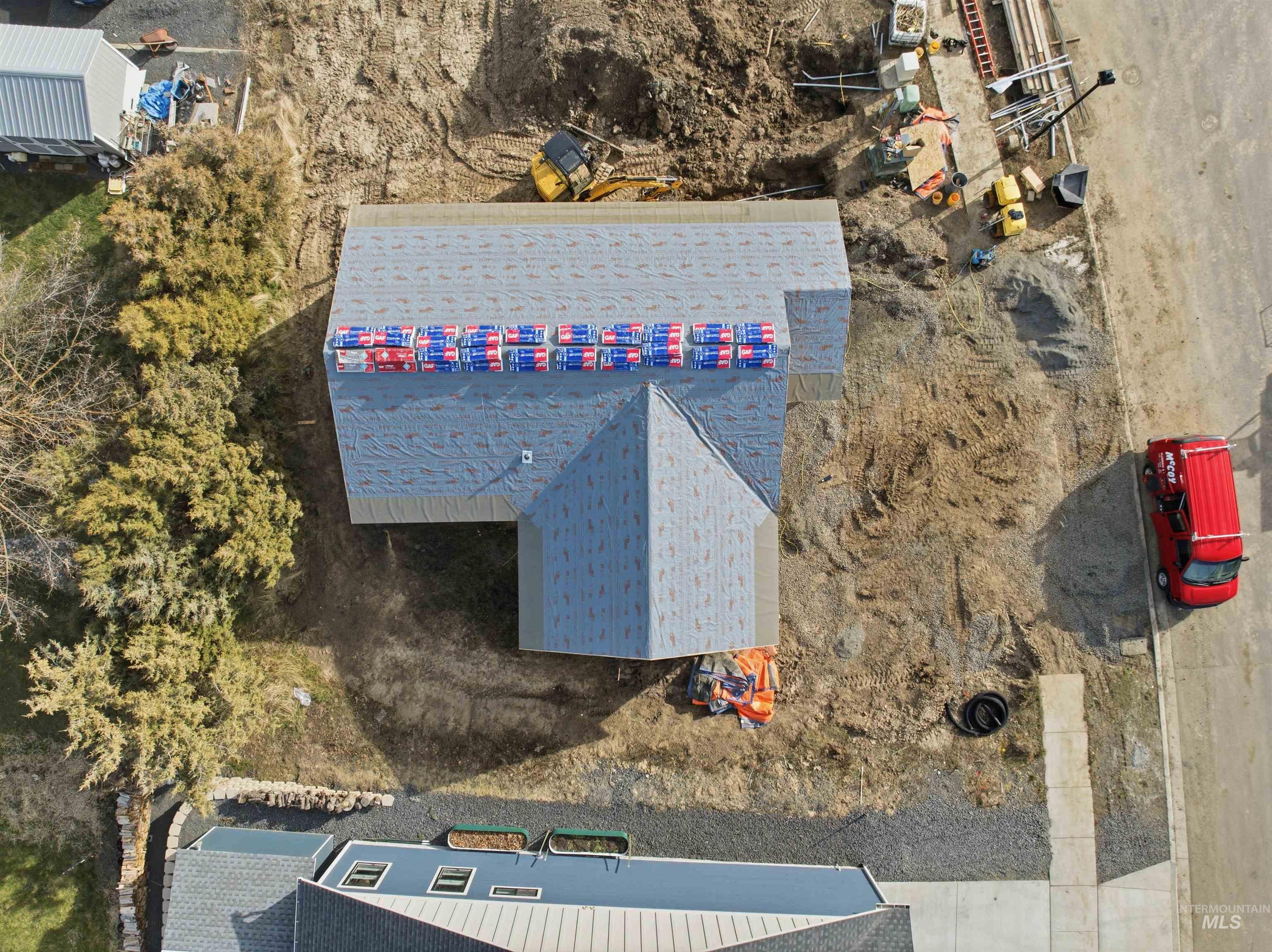 1512 Roxbury Drive, Moscow, Idaho 83843, 3 Bedrooms, 2 Bathrooms, Residential For Sale, Price $385,000,MLS 98977150