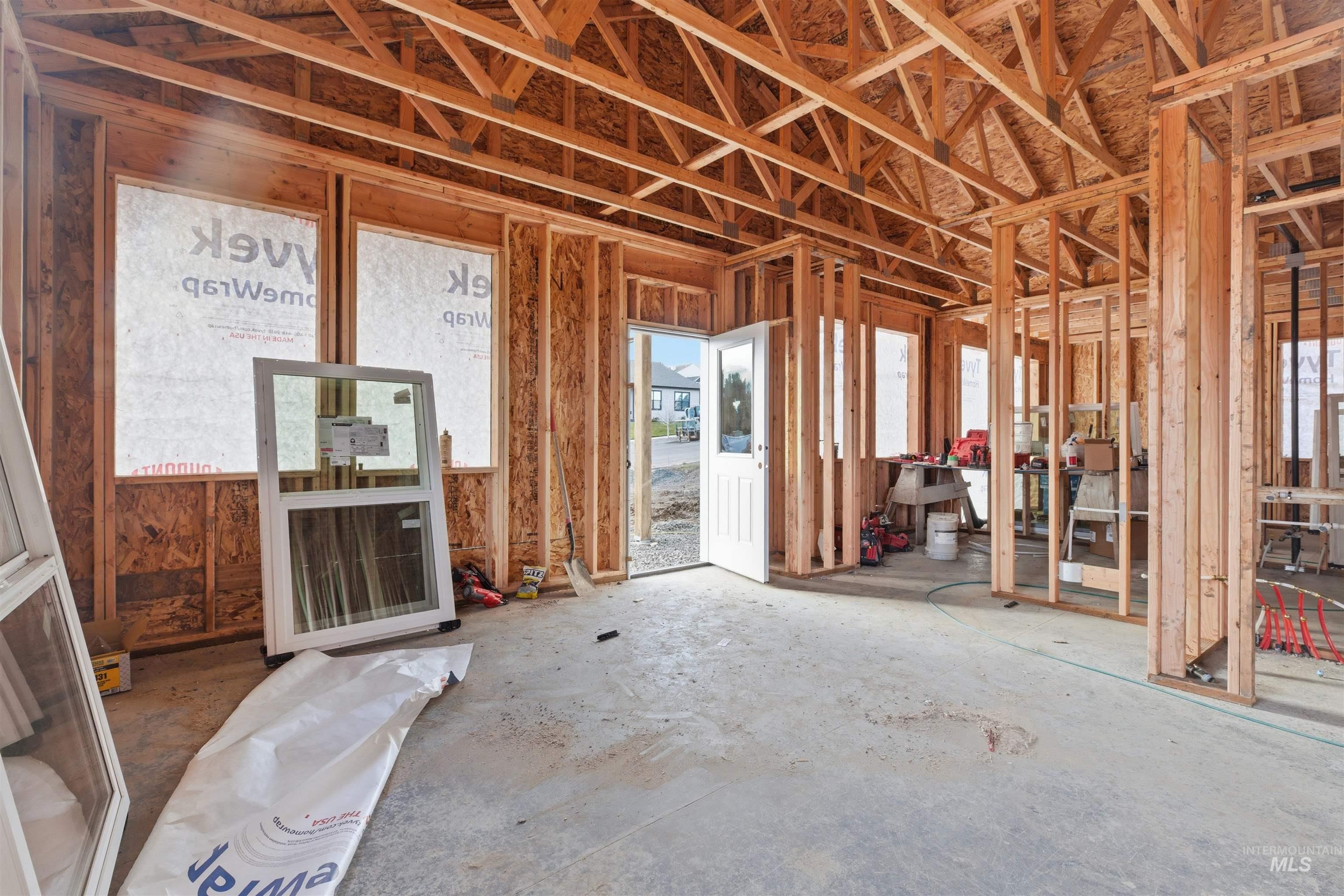 1512 Roxbury Drive, Moscow, Idaho 83843, 3 Bedrooms, 2 Bathrooms, Residential For Sale, Price $385,000,MLS 98977150