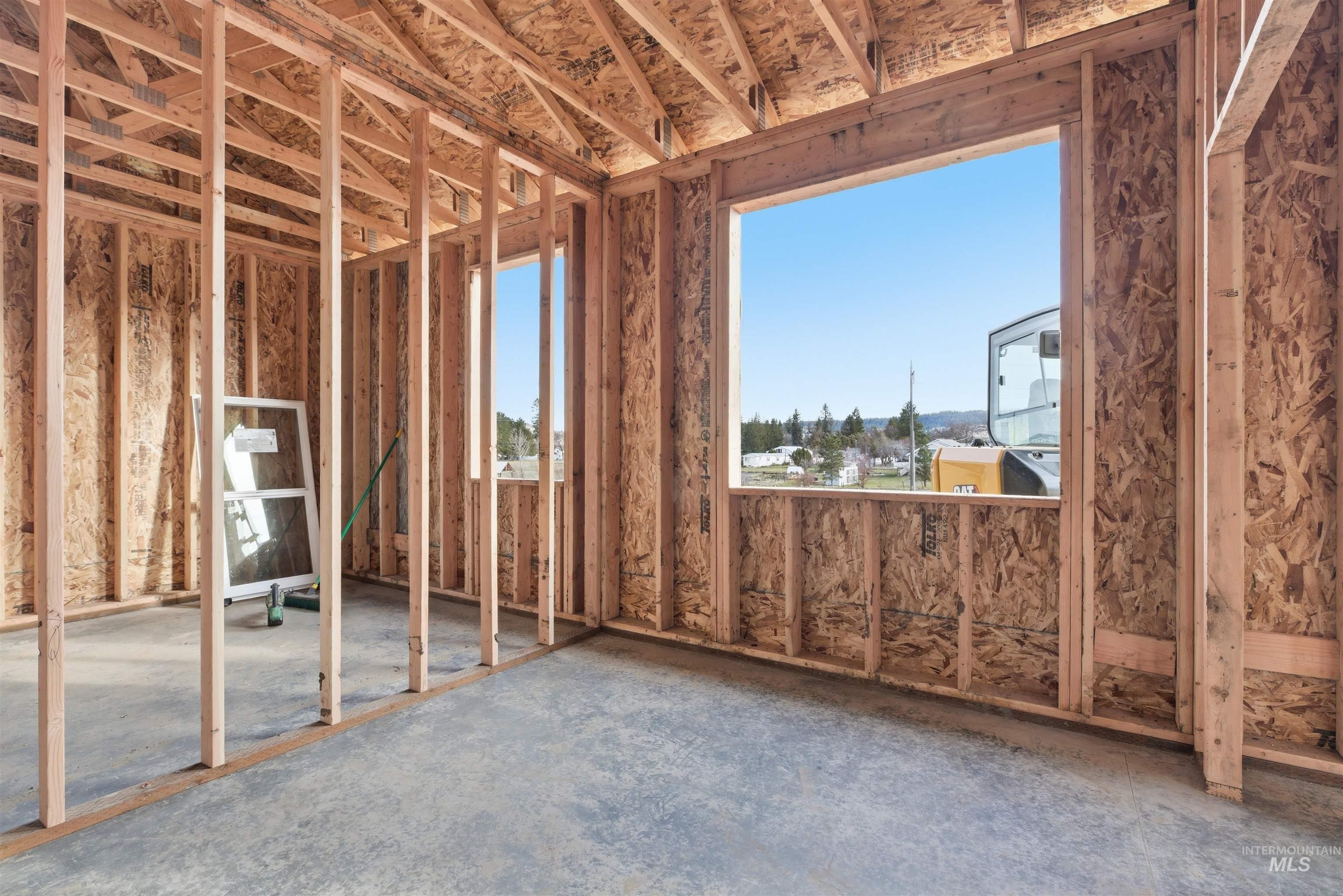 1512 Roxbury Drive, Moscow, Idaho 83843, 3 Bedrooms, 2 Bathrooms, Residential For Sale, Price $385,000,MLS 98977150