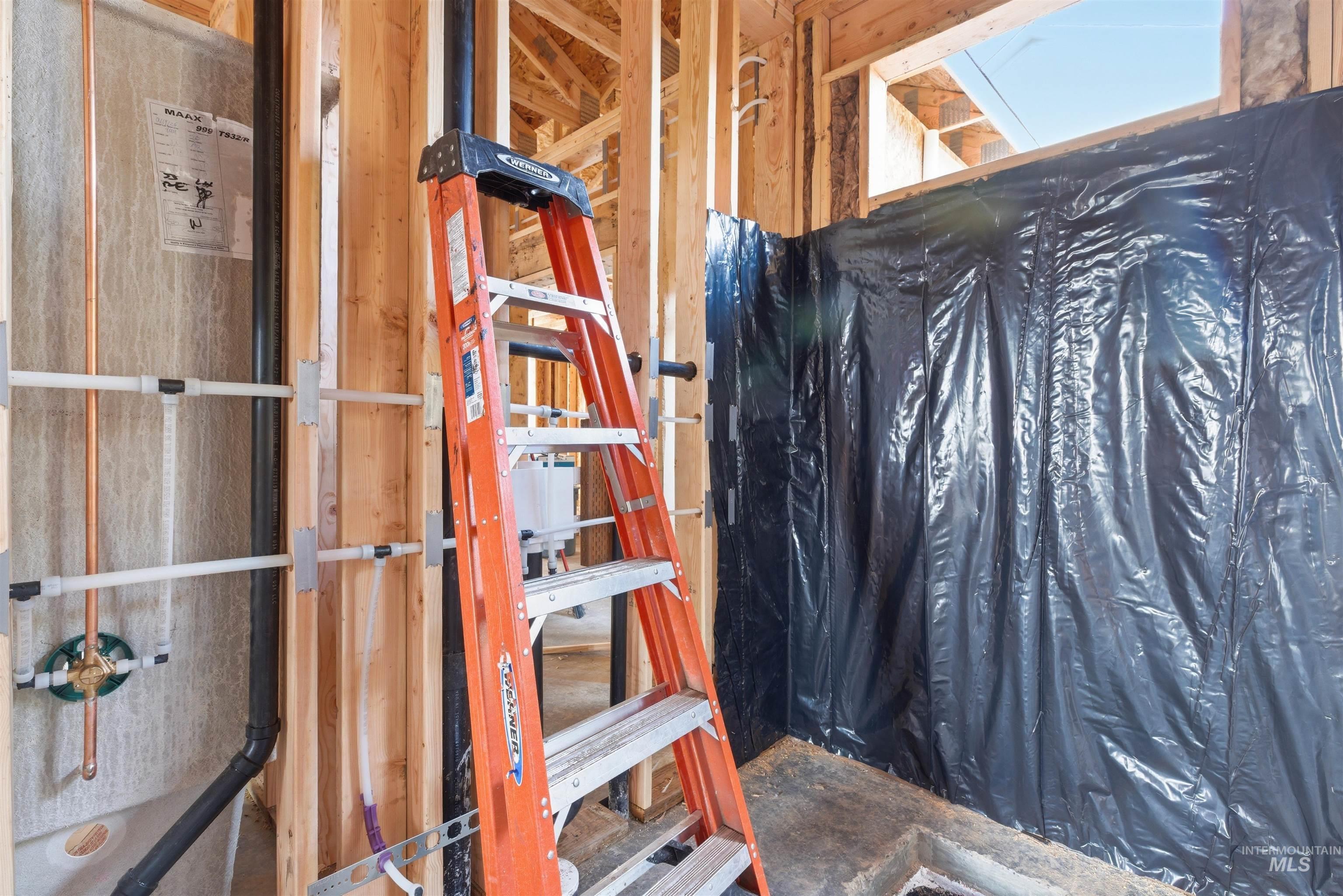 1512 Roxbury Drive, Moscow, Idaho 83843, 3 Bedrooms, 2 Bathrooms, Residential For Sale, Price $385,000,MLS 98977150