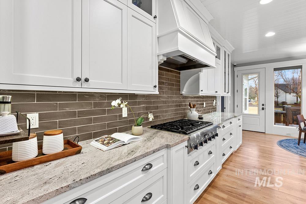 2849 W Chartwell Dr, Eagle, Idaho 83616-5549, 4 Bedrooms, 3 Bathrooms, Residential For Sale, Price $1,650,000, 98977156