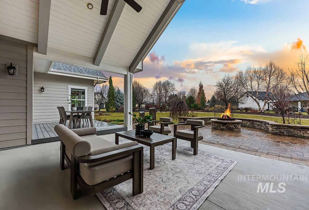 2849 W Chartwell Dr, Eagle, Idaho 83616-5549, 4 Bedrooms, 3 Bathrooms, Residential For Sale, Price $1,650,000, 98977156