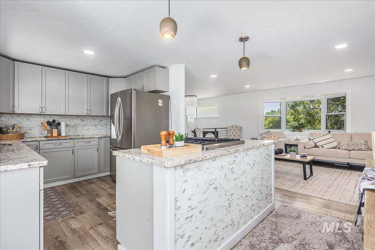 9412 W Wright St, Boise, Idaho 83709, 3 Bedrooms, 3 Bathrooms, Residential For Sale, Price $949,900,MLS 98977160