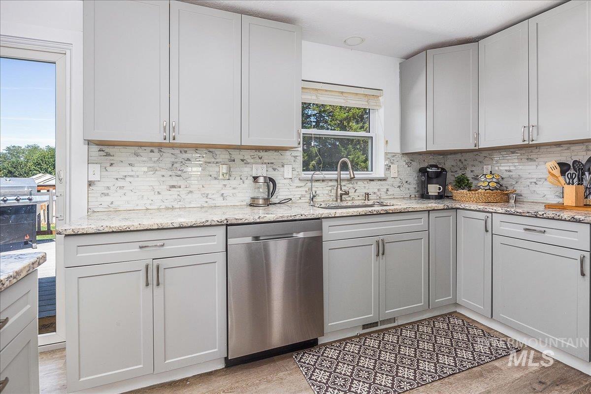 9412 W Wright St, Boise, Idaho 83709, 3 Bedrooms, 3 Bathrooms, Residential For Sale, Price $949,900,MLS 98977160