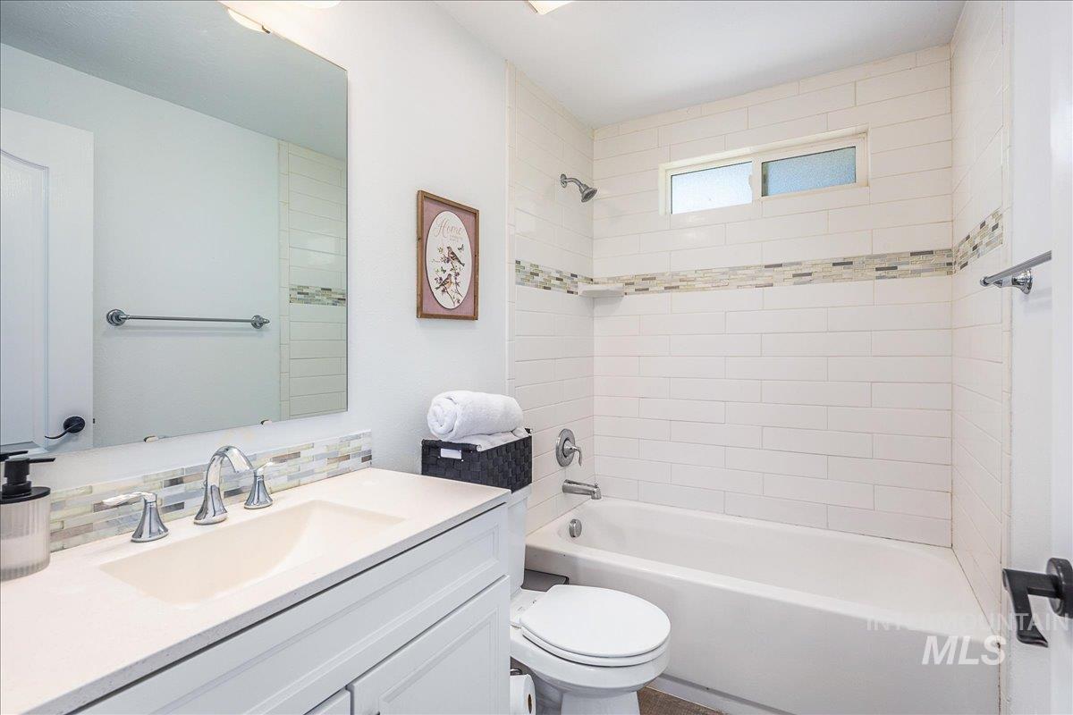 9412 W Wright St, Boise, Idaho 83709, 3 Bedrooms, 3 Bathrooms, Residential For Sale, Price $949,900,MLS 98977160