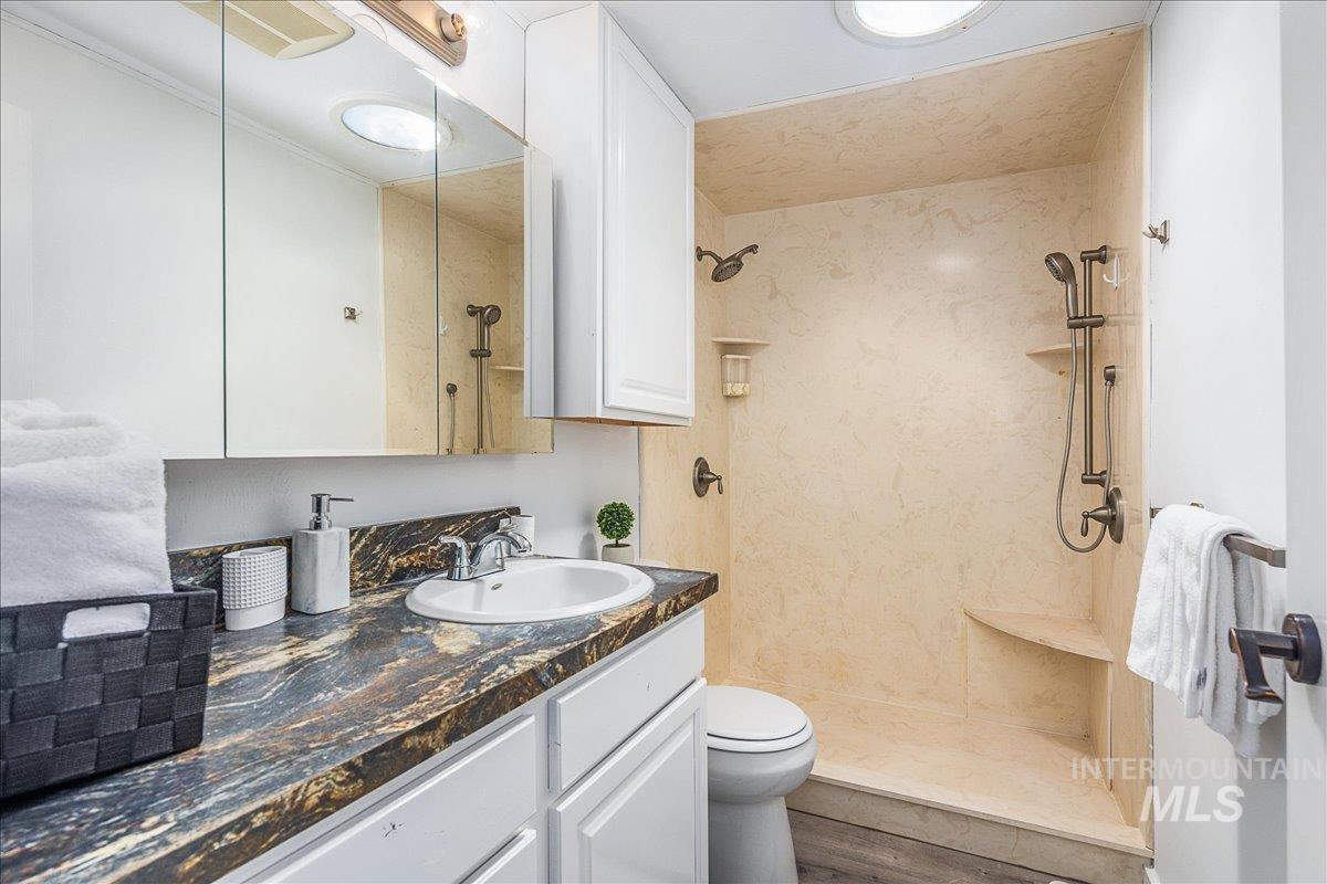 9412 W Wright St, Boise, Idaho 83709, 3 Bedrooms, 3 Bathrooms, Residential For Sale, Price $949,900,MLS 98977160