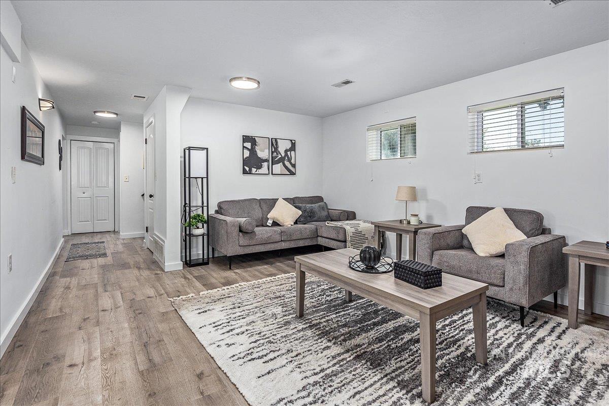 9412 W Wright St, Boise, Idaho 83709, 3 Bedrooms, 3 Bathrooms, Residential For Sale, Price $949,900,MLS 98977160