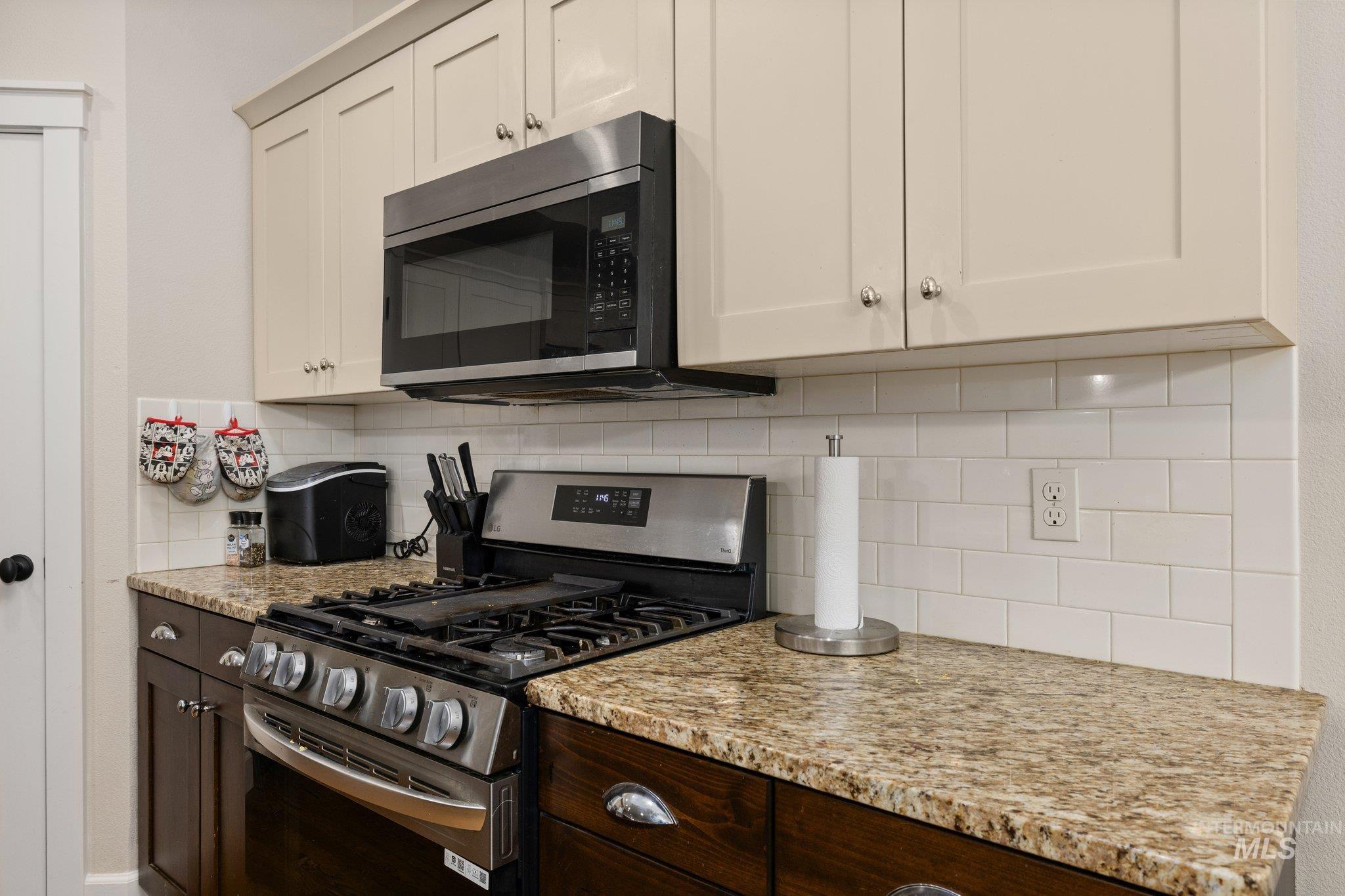 603 W Laughton Dr, Meridian, Idaho 83646, 3 Bedrooms, 2 Bathrooms, Residential For Sale, Price $485,000,MLS 98977162