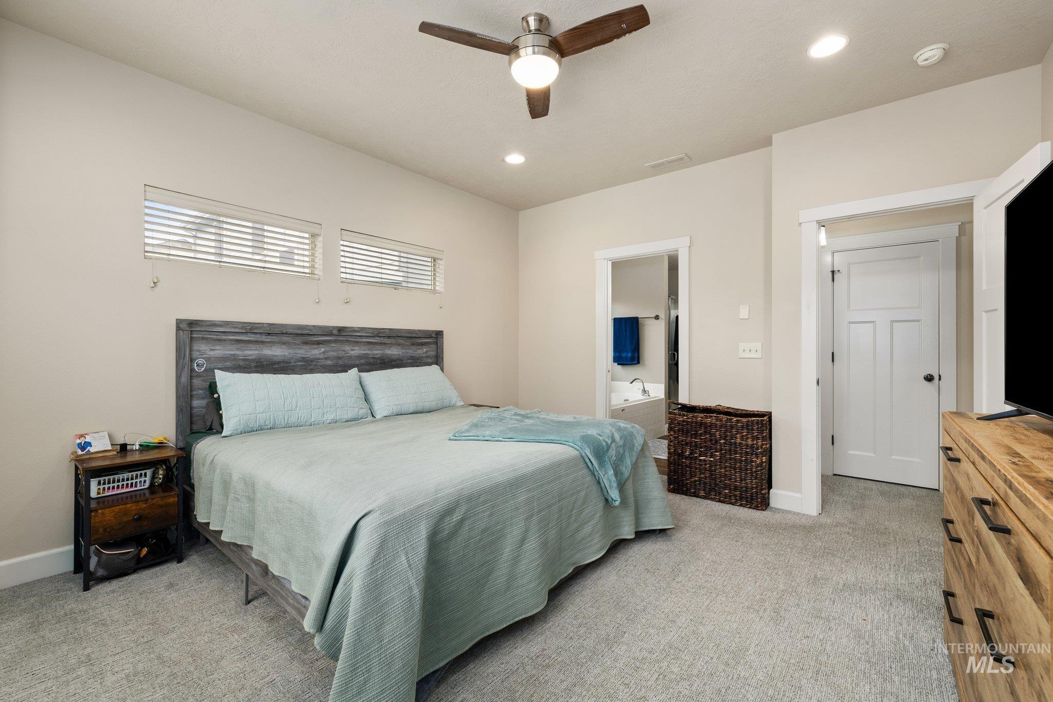 603 W Laughton Dr, Meridian, Idaho 83646, 3 Bedrooms, 2 Bathrooms, Residential For Sale, Price $485,000,MLS 98977162