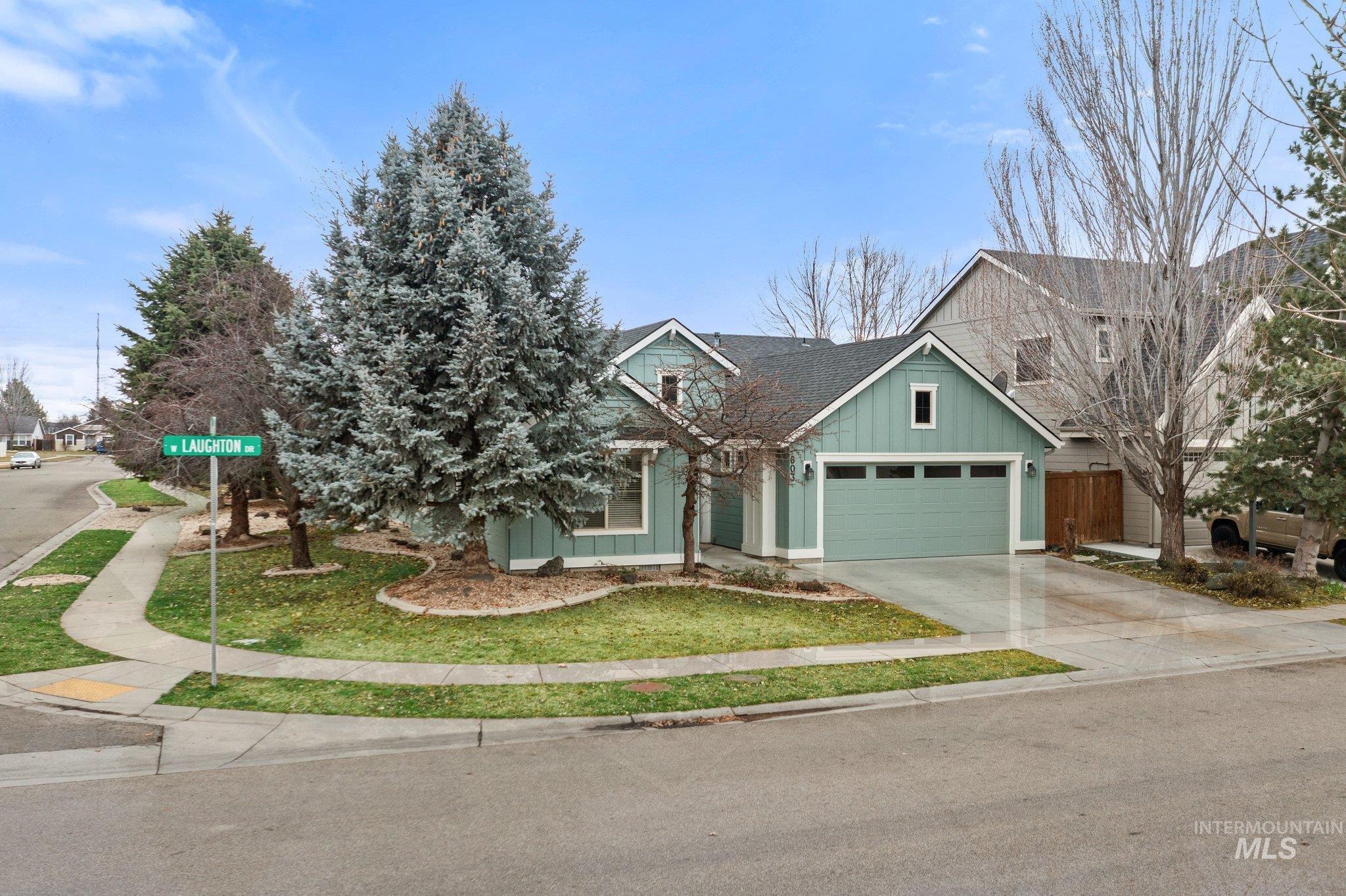 603 W Laughton Dr, Meridian, Idaho 83646, 3 Bedrooms, 2 Bathrooms, Residential For Sale, Price $485,000,MLS 98977162