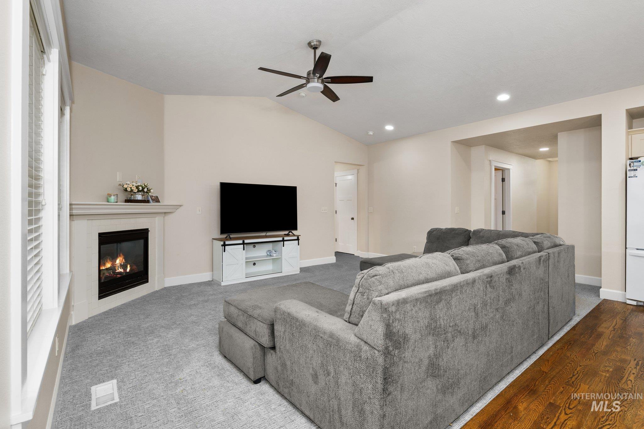 603 W Laughton Dr, Meridian, Idaho 83646, 3 Bedrooms, 2 Bathrooms, Residential For Sale, Price $485,000,MLS 98977162