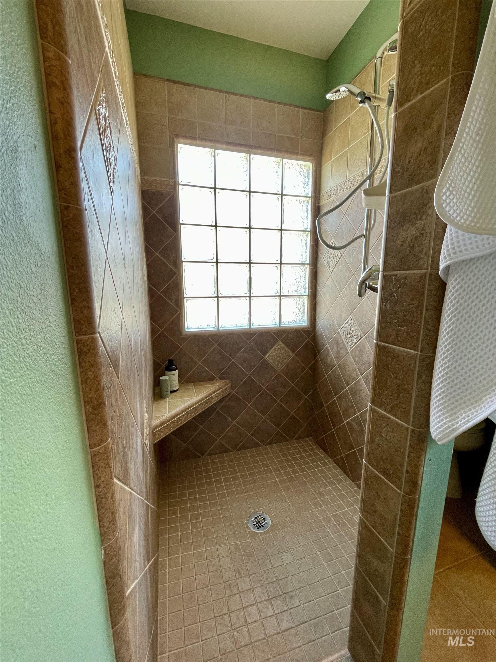 6414 W Randolph Dr, Boise, Idaho 83709-2162, 3 Bedrooms, 3 Bathrooms, Residential For Sale, Price $699,900,MLS 98977163