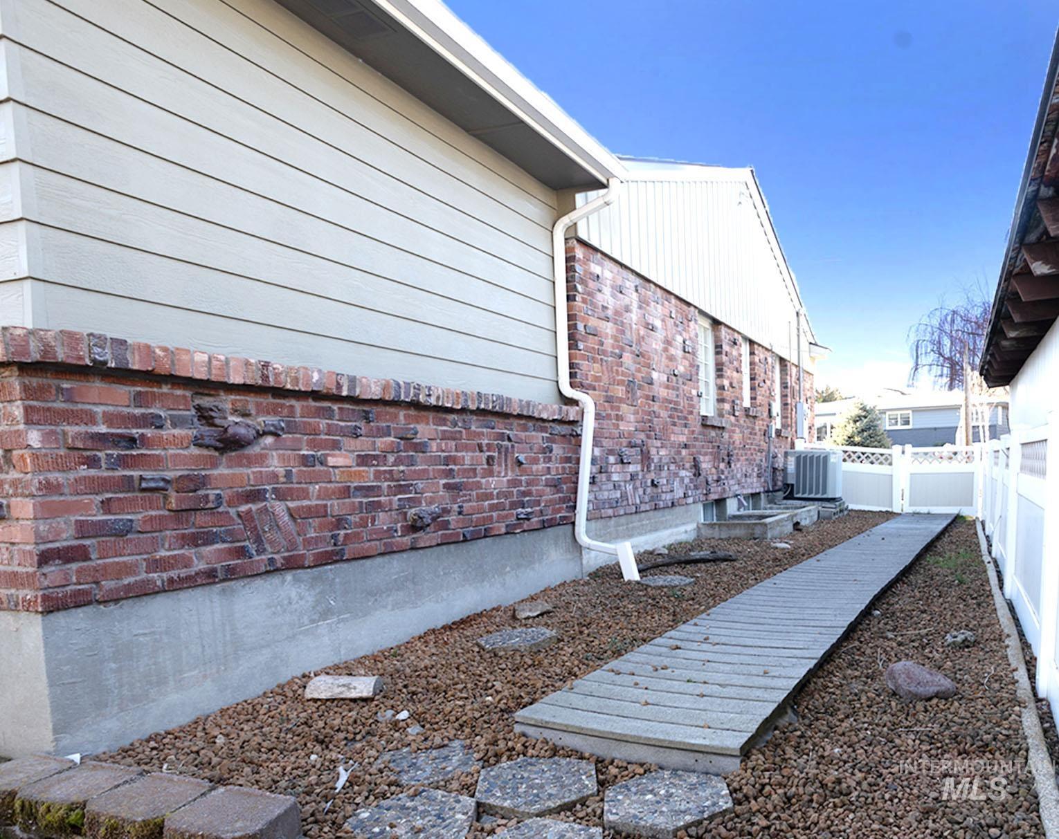 6414 W Randolph Dr, Boise, Idaho 83709-2162, 3 Bedrooms, 3 Bathrooms, Residential For Sale, Price $699,900,MLS 98977163