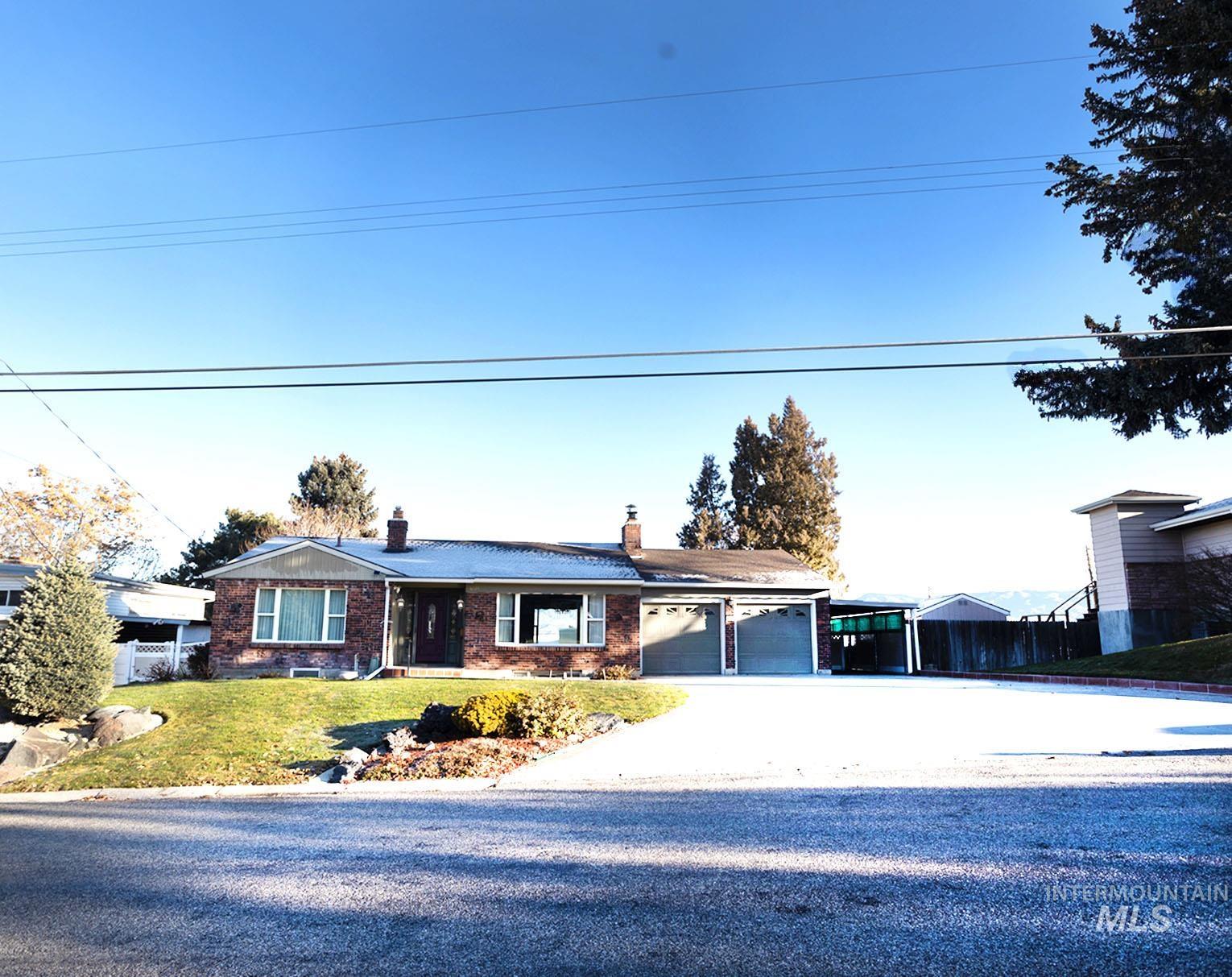 6414 W Randolph Dr, Boise, Idaho 83709-2162, 3 Bedrooms, 3 Bathrooms, Residential For Sale, Price $699,900,MLS 98977163