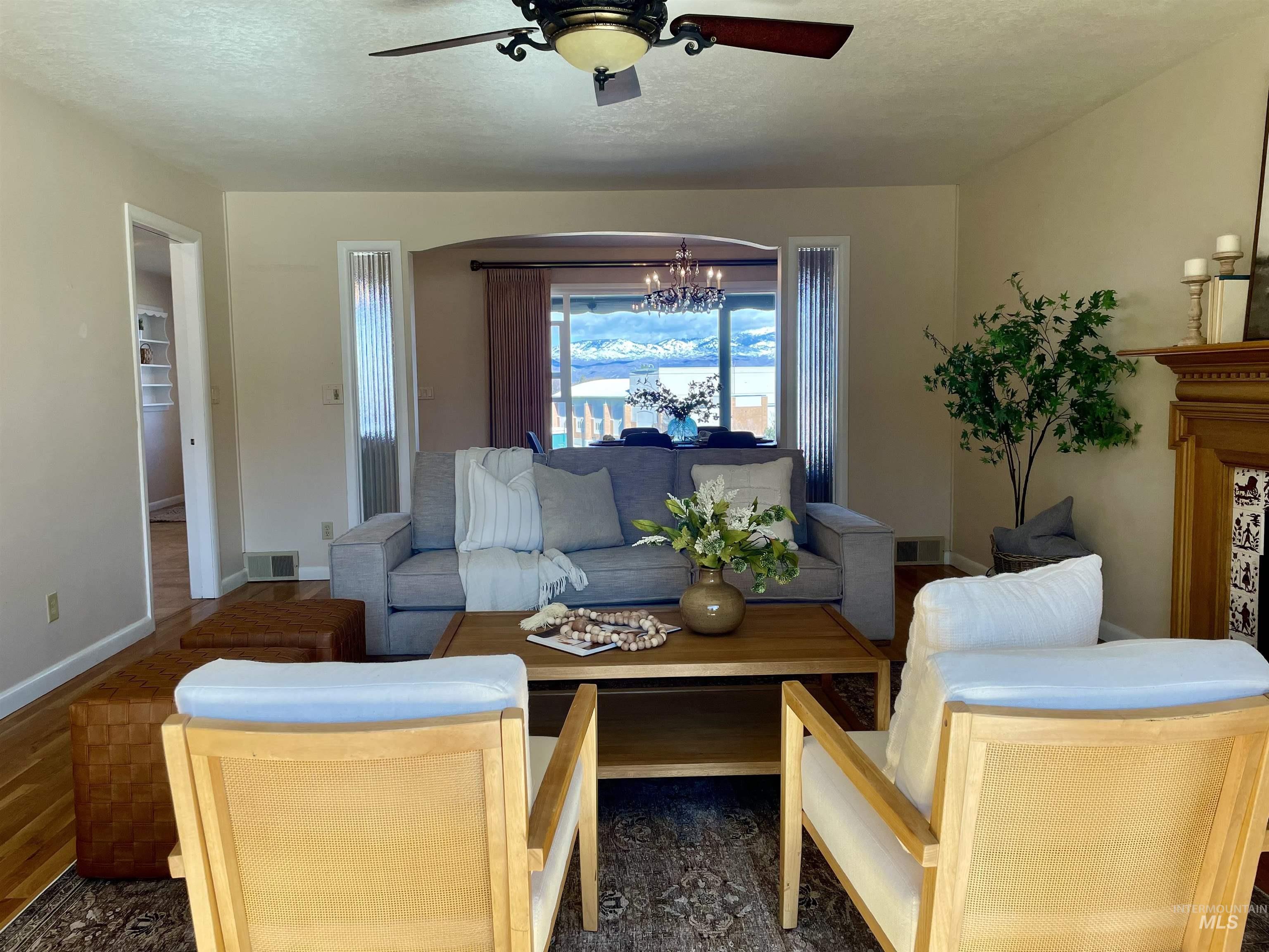 6414 W Randolph Dr, Boise, Idaho 83709-2162, 3 Bedrooms, 3 Bathrooms, Residential For Sale, Price $699,900,MLS 98977163