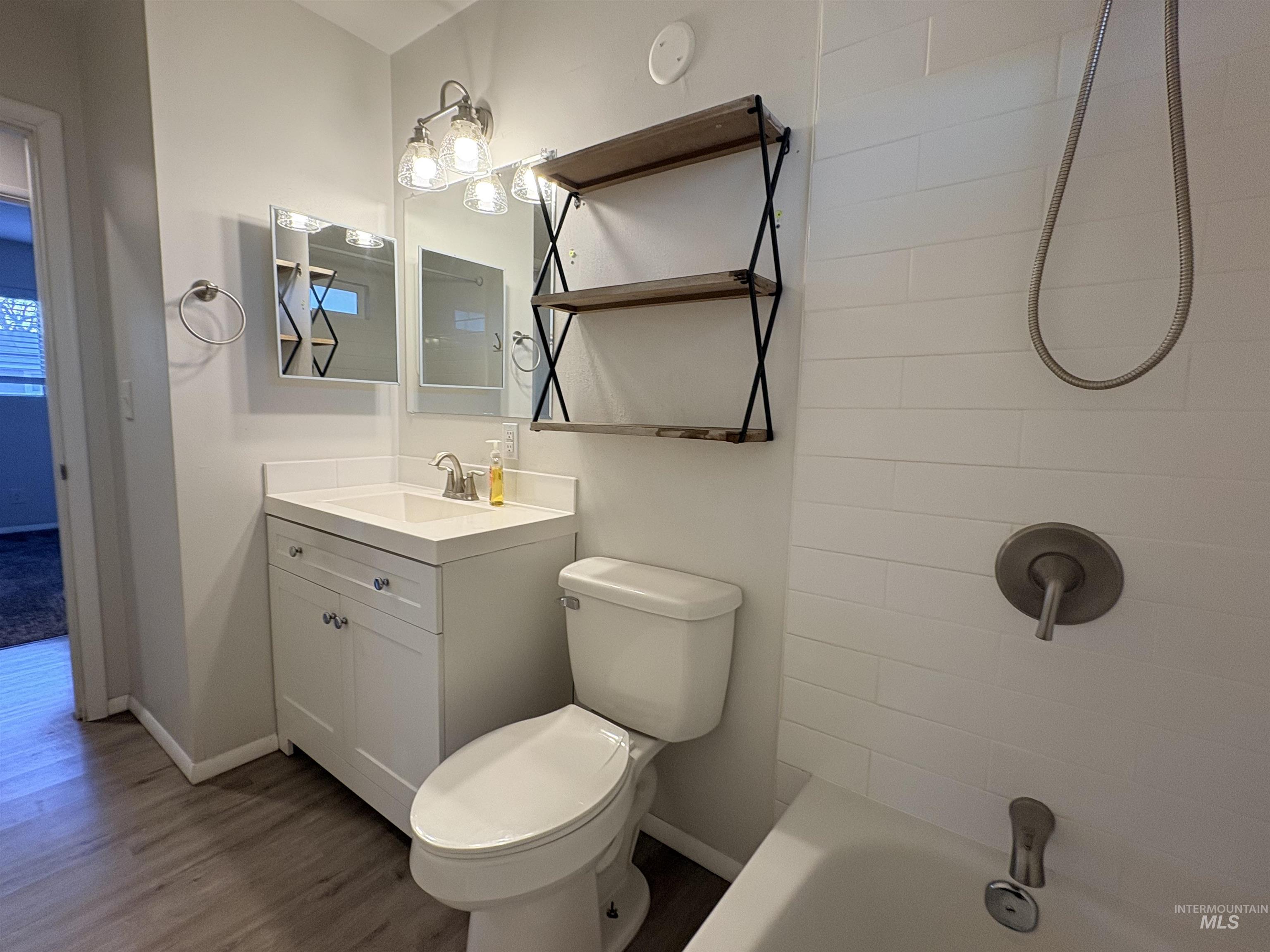 685 S 12th E, Mountain Home, Idaho 83647-0000, 3 Bedrooms, 1 Bathroom, Residential For Sale, Price $266,500,MLS 98977165