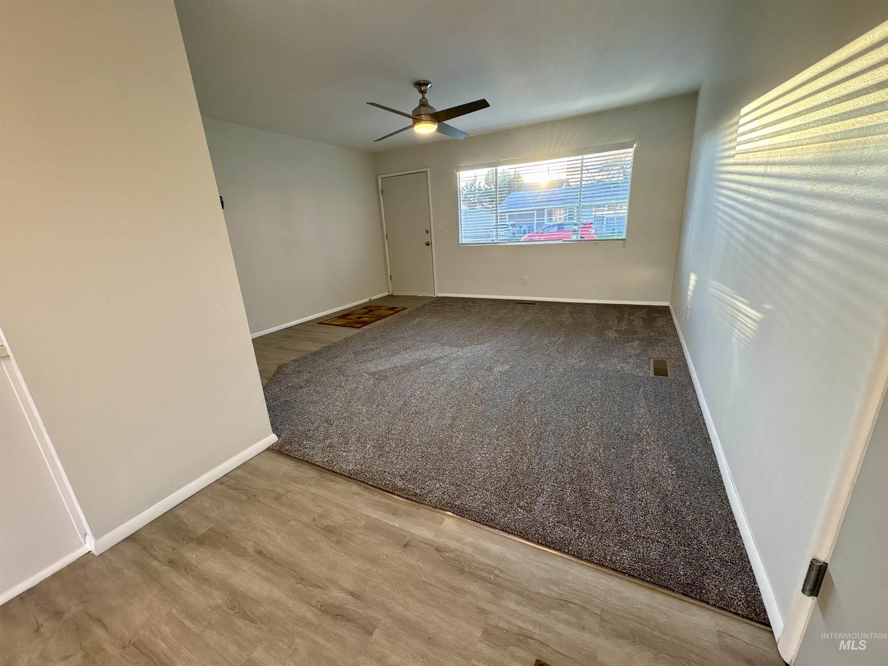 685 S 12th E, Mountain Home, Idaho 83647-0000, 3 Bedrooms, 1 Bathroom, Residential For Sale, Price $266,500,MLS 98977165