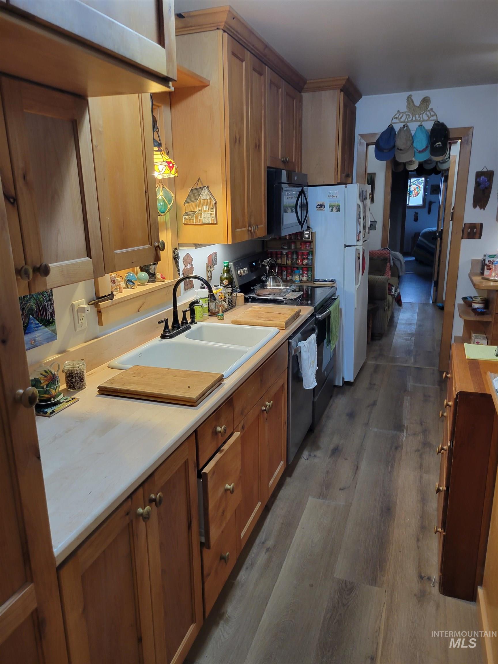 8502 Track Road, Nampa, Idaho 83686, 1 Bedroom, 1 Bathroom, Residential For Sale, Price $959,000,MLS 98977166