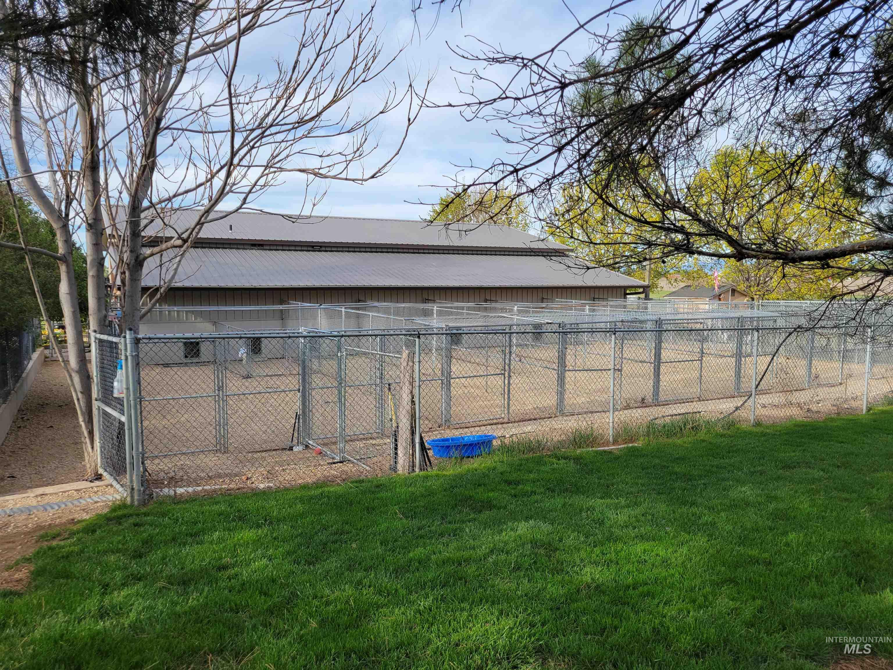 8502 Track Road, Nampa, Idaho 83686, 1 Bedroom, 1 Bathroom, Residential For Sale, Price $925,000,MLS 98977166