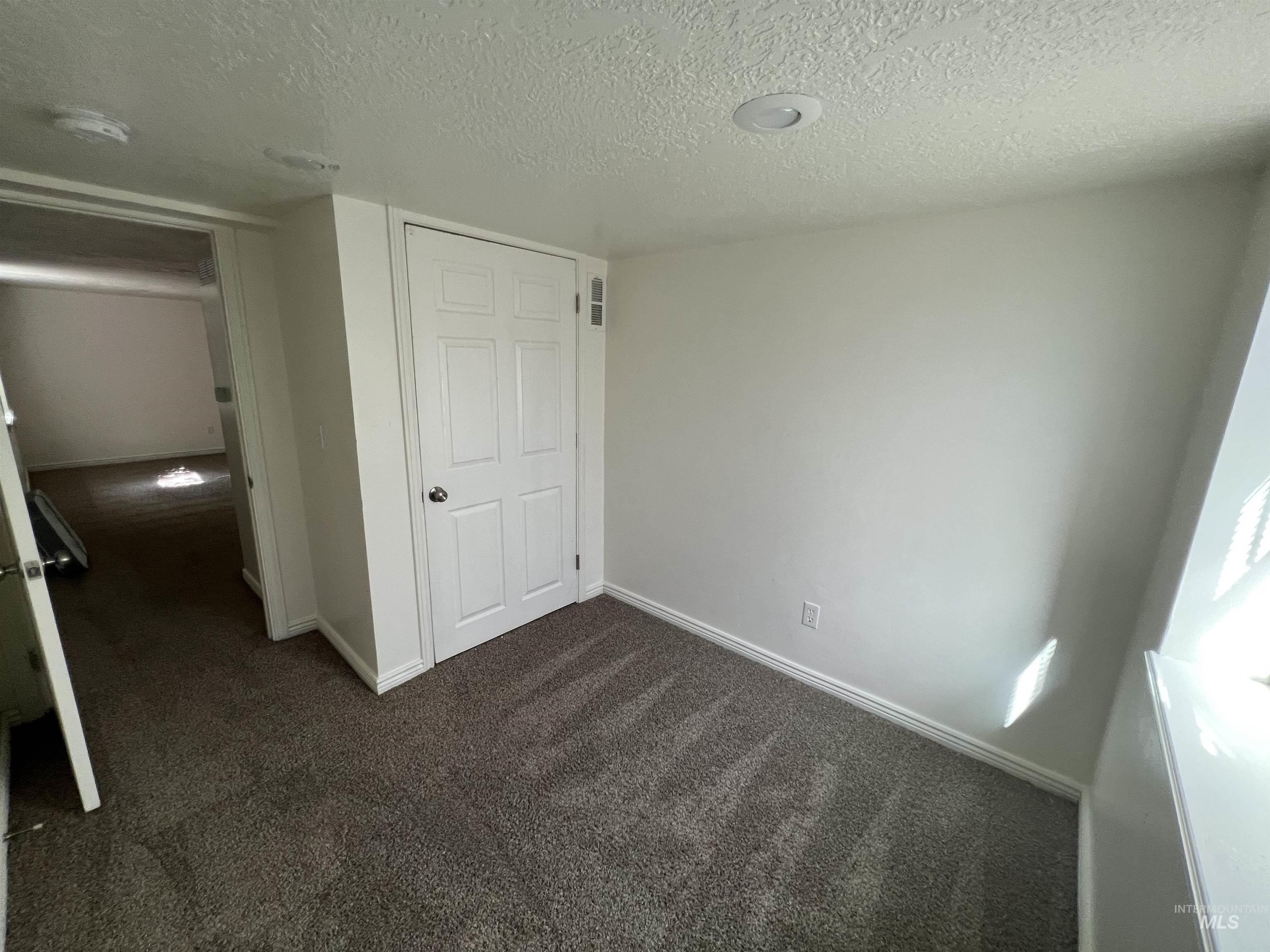 3500 W Overland Rd, Boise, Idaho 83705, 3 Bedrooms, 2 Bathrooms, Residential Income For Sale, Price $569,900,MLS 98977167